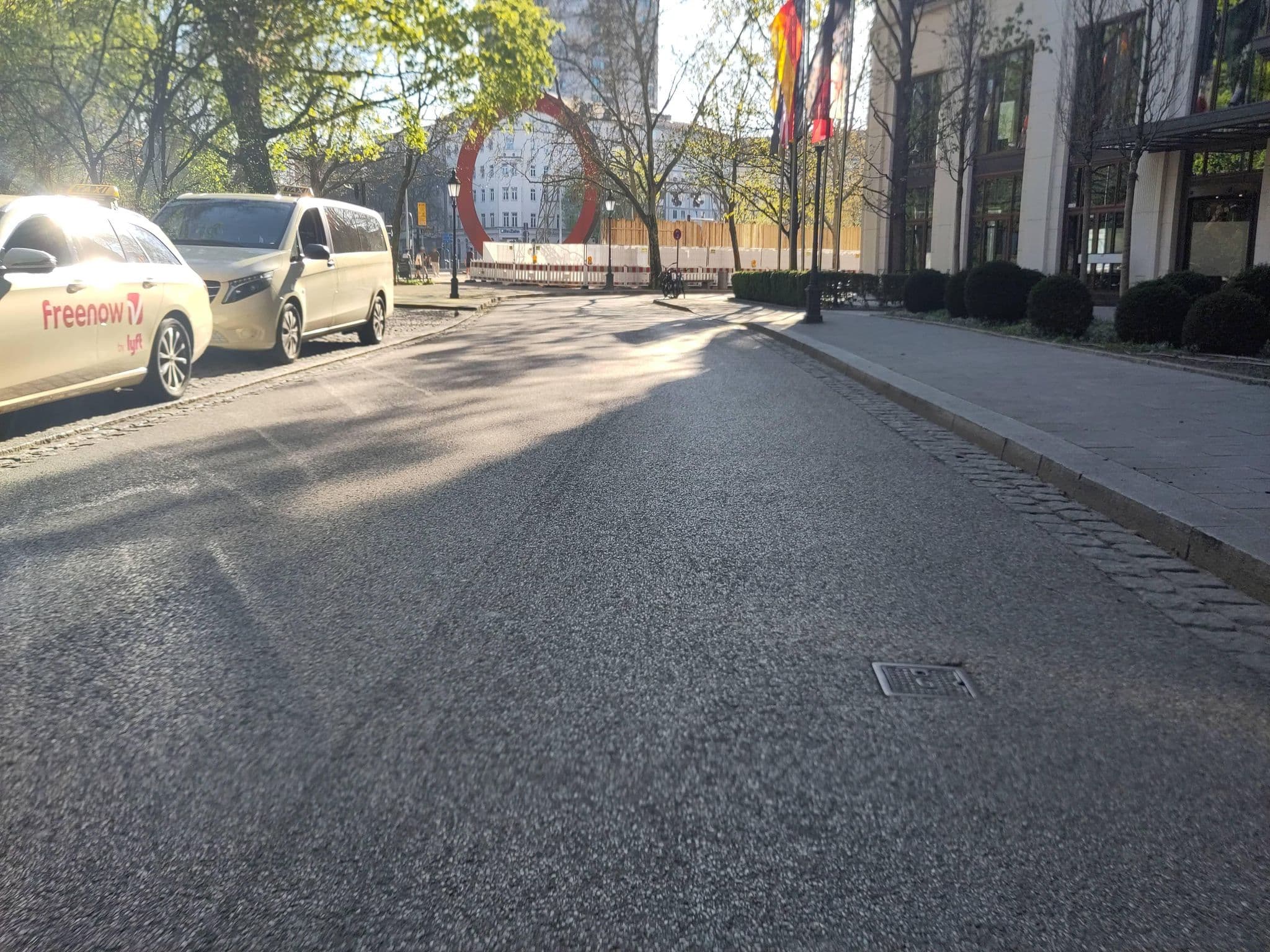 Street view near Rocco Forte & Family GmbH, Munich — © thmunichways (CC BY-SA · Mapillary)