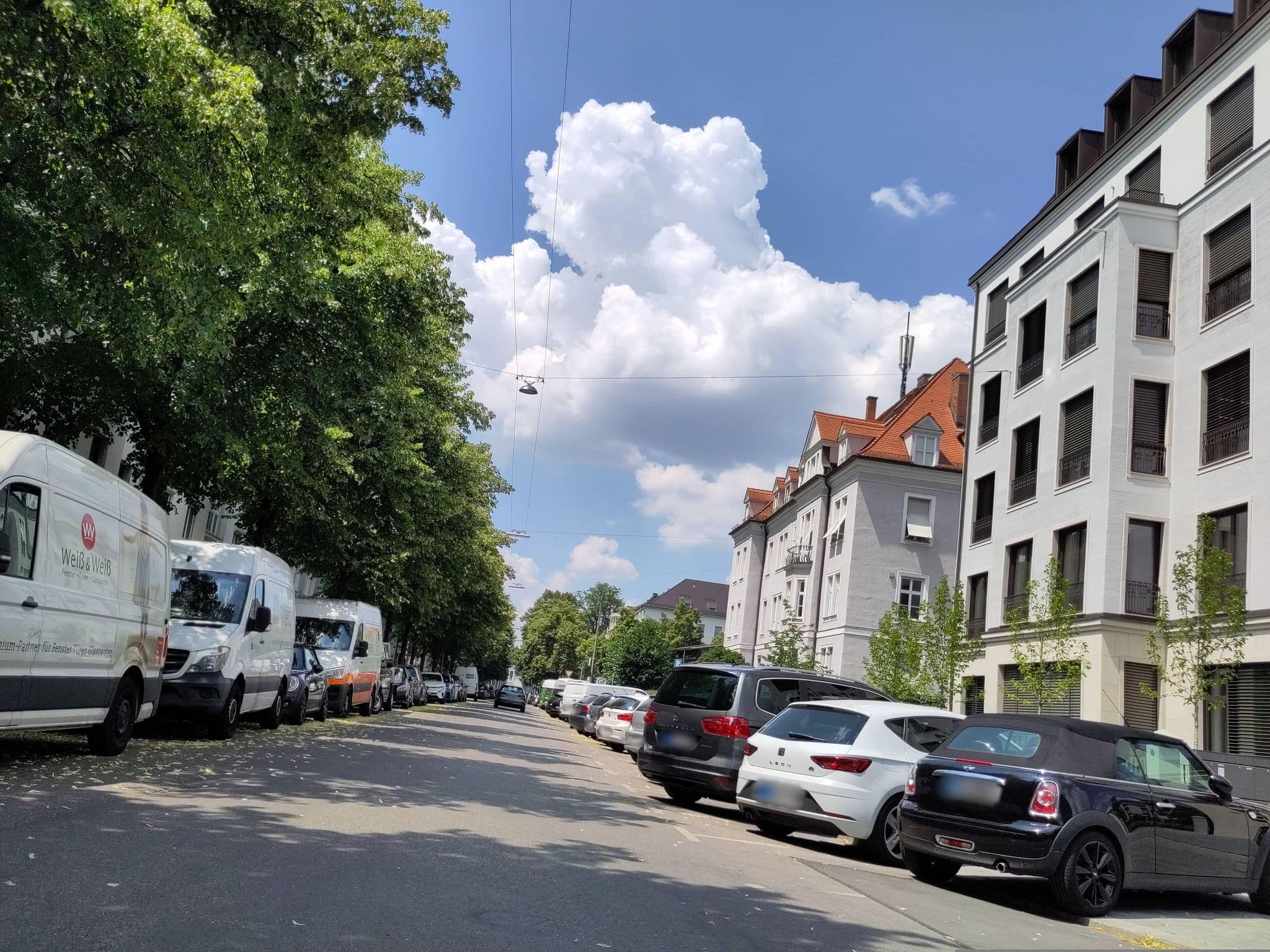 Street view near Smart Stay Hostel Munich City, Munich — © thmunichways (CC BY-SA · Mapillary)