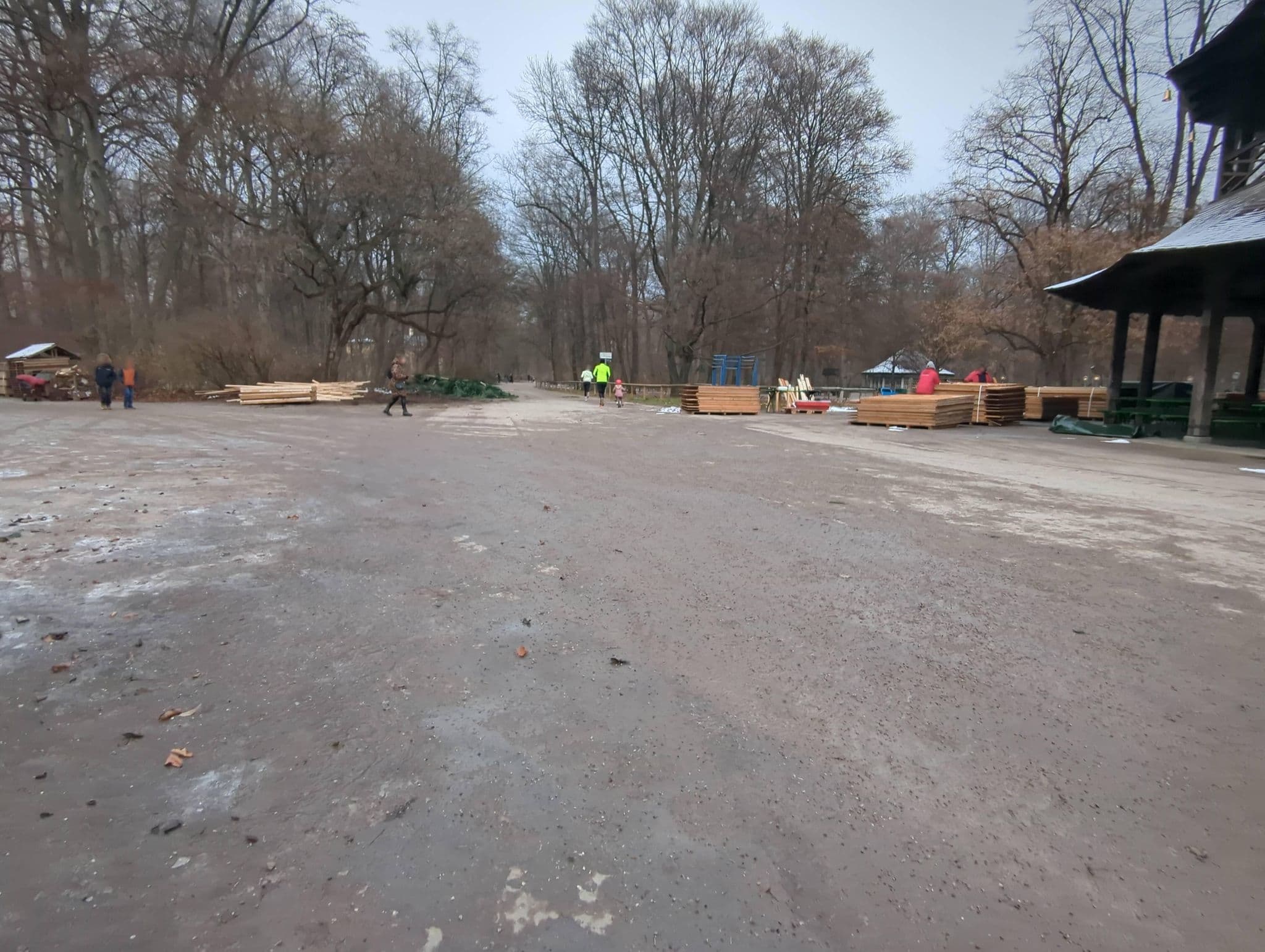 Street view near Almanya Münih, Bogenhausen — © miguel_andrade (CC BY-SA · Mapillary)