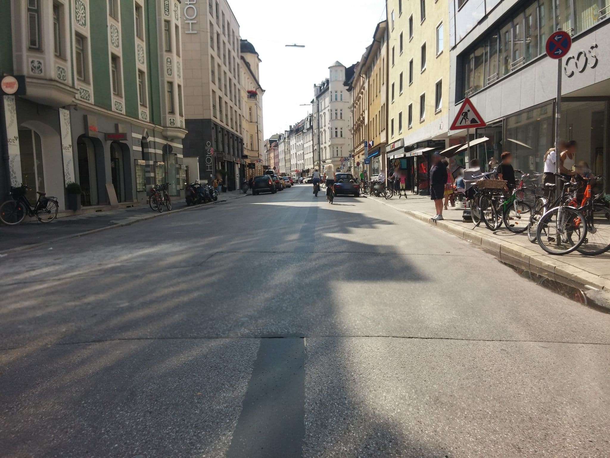 Street view near Konig Ludwig Best Western, Bogenhausen — © umap (CC BY-SA · Mapillary)