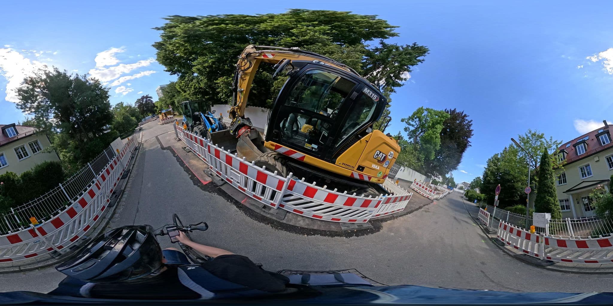 Street view near Härle Hotel Solutions GmbH, Bogenhausen — © ente (CC BY-SA · Mapillary)