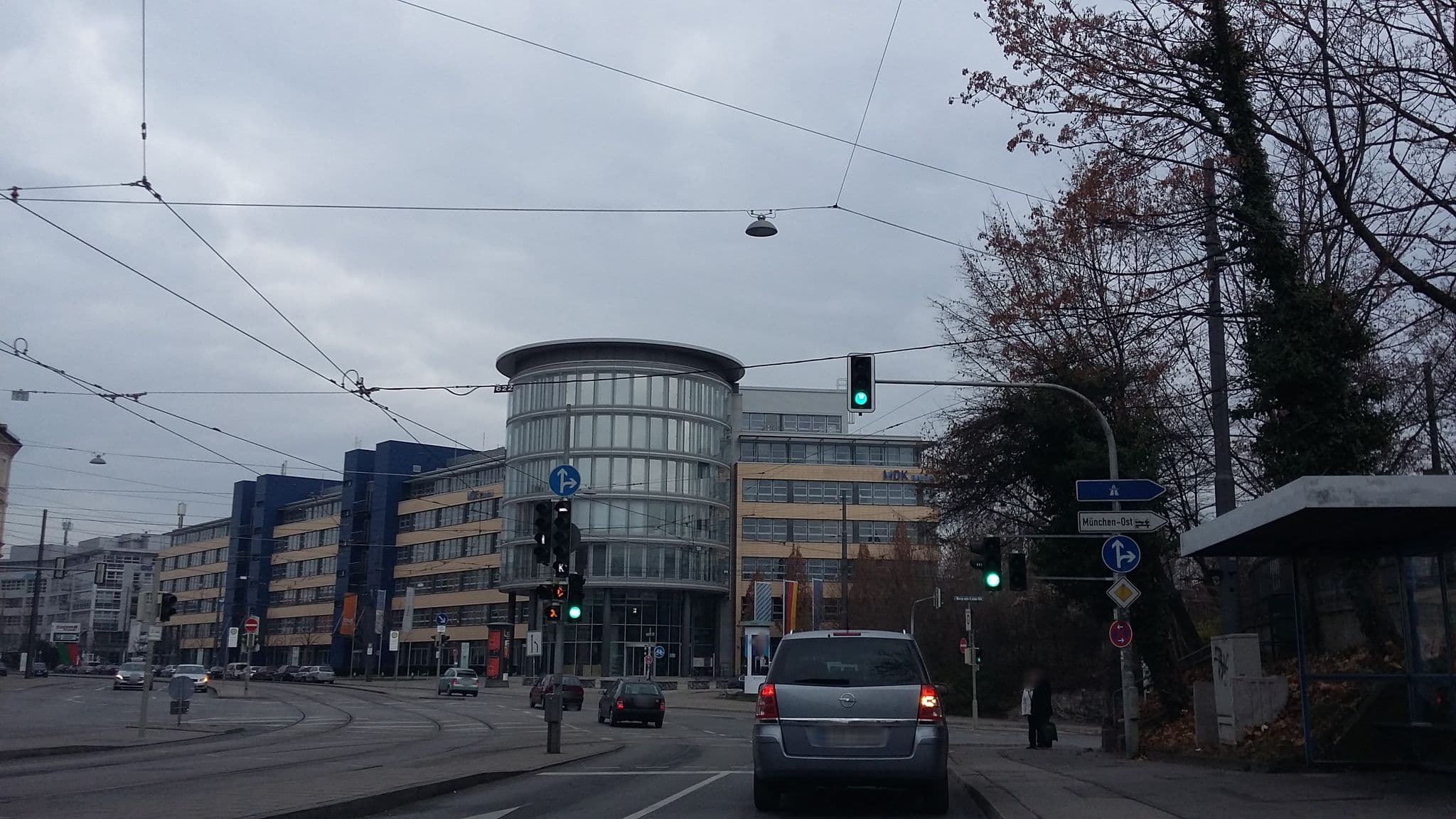 Street view near Castillo Marcelinho, Bogenhausen — © maturion (CC BY-SA · Mapillary)