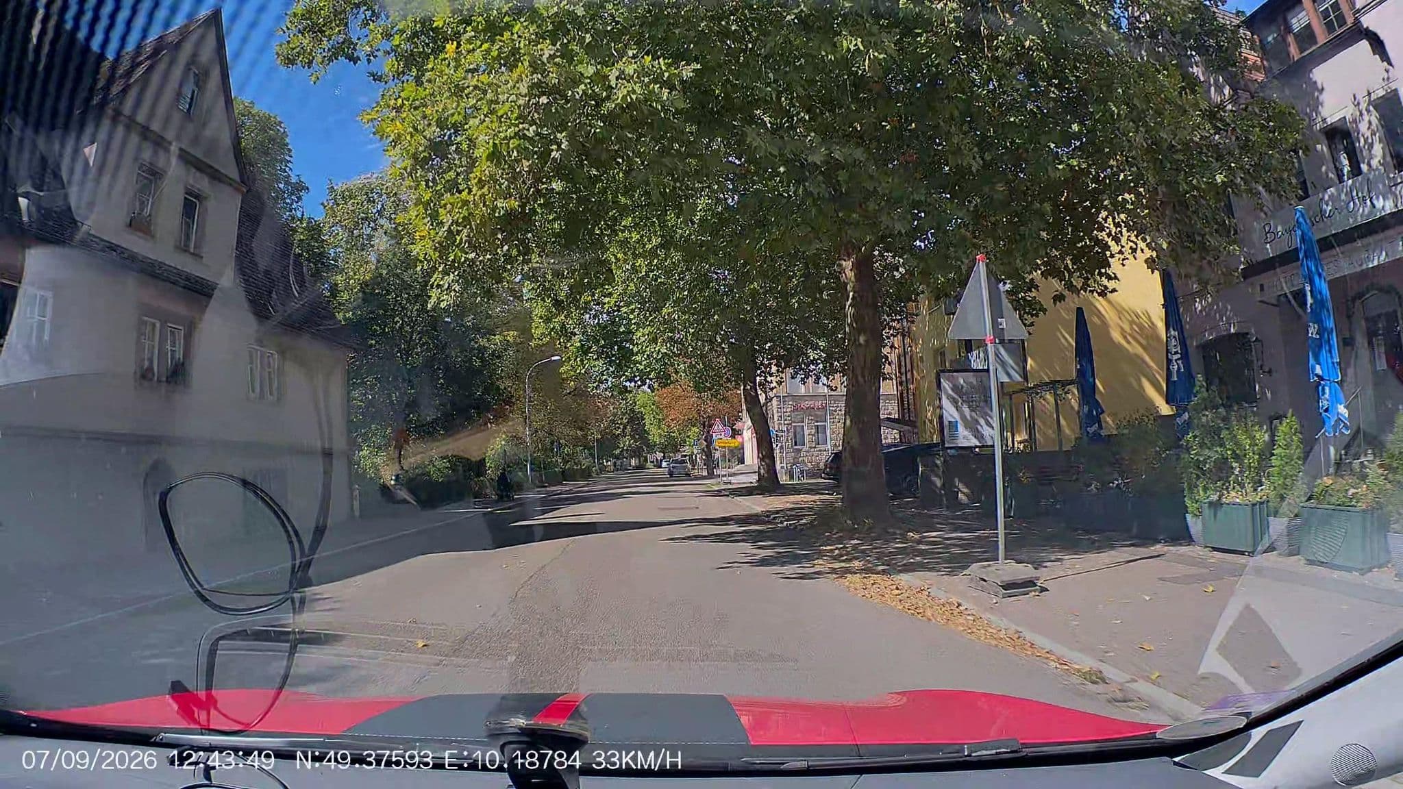 Street view near Hotel Und Restaurant Bayerischer Hof, Rothenburg ob der Tauber — © AR88 (CC BY-SA · Mapillary)
