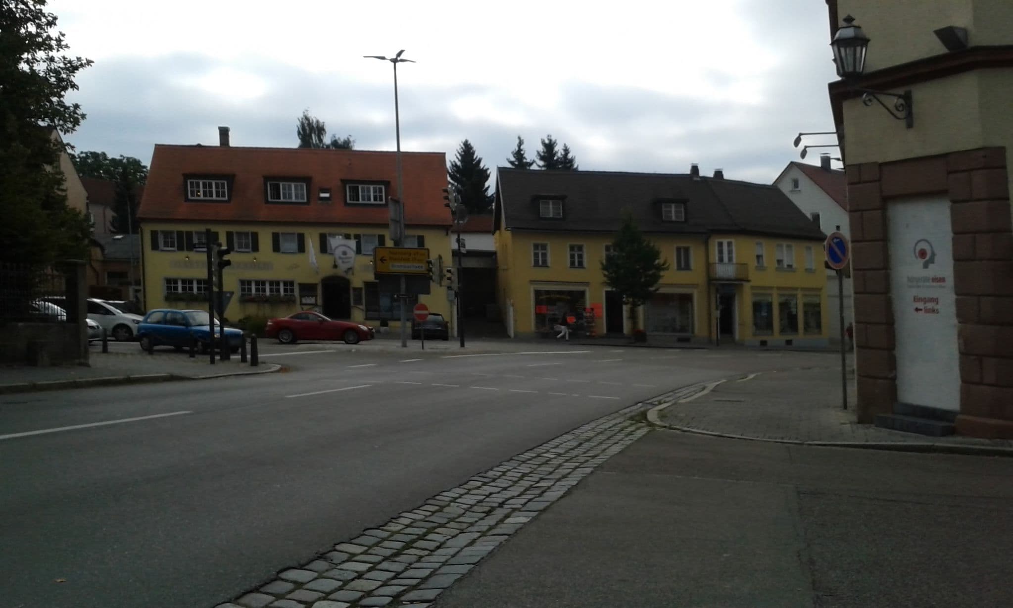 Street view near Hotel Garni Engel, Gunzenhausen — © bernd_niemann (CC BY-SA · Mapillary)