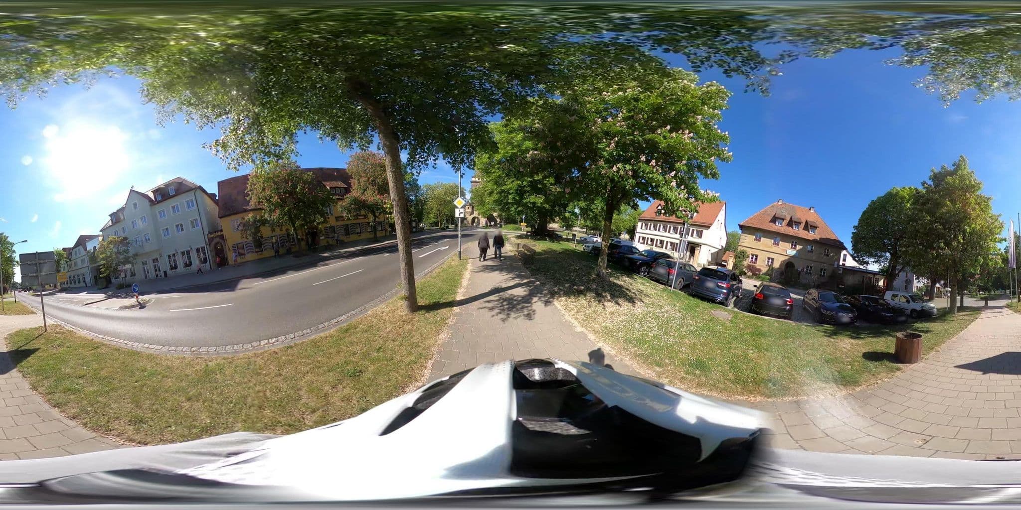 Street view near Hotel Bezolt, Rothenburg ob der Tauber — © Mobilitaetswerk (CC BY-SA · Mapillary)