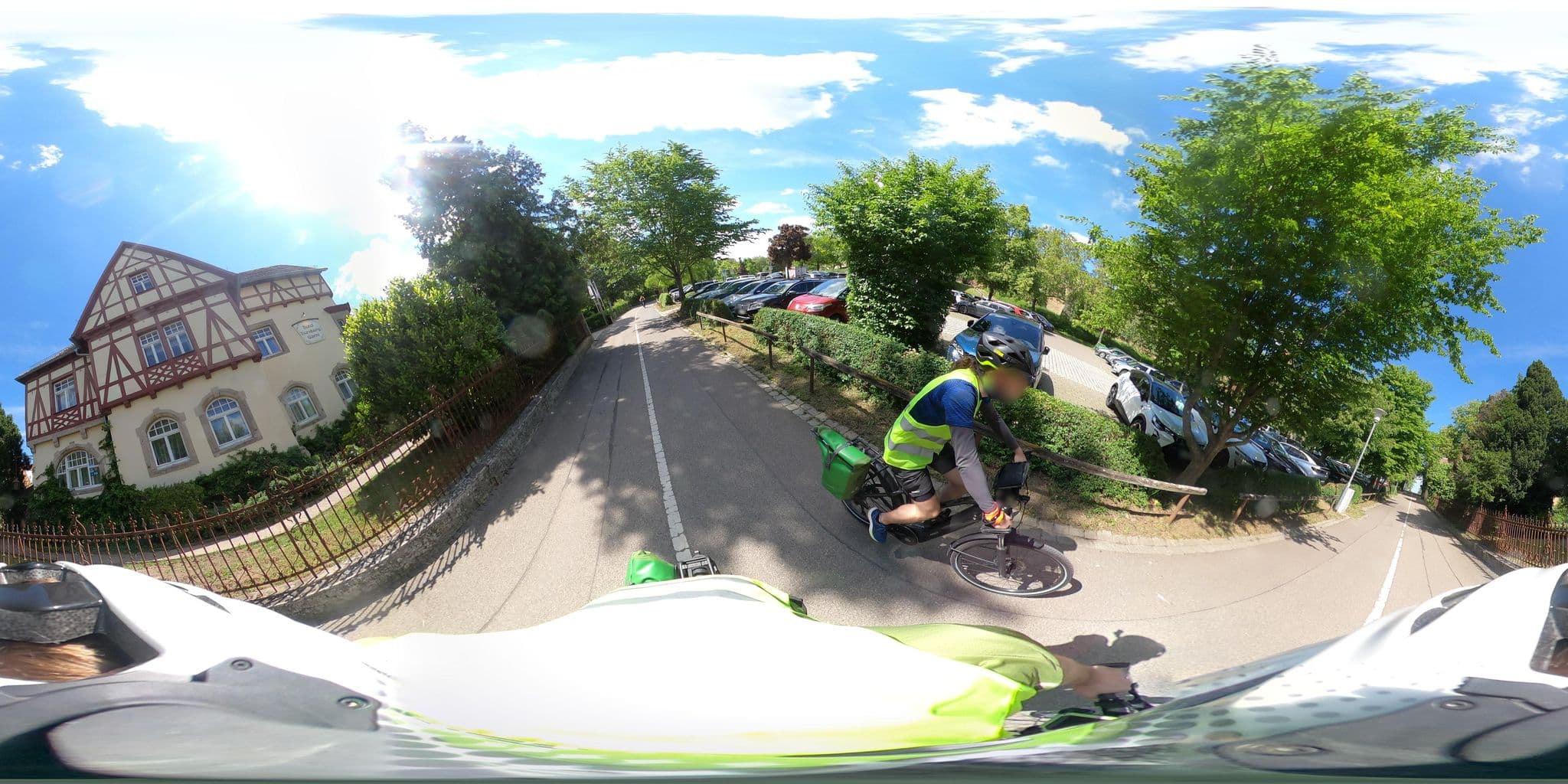 Street view near Hotel Garni Hornburg, Rothenburg ob der Tauber — © Mobilitaetswerk (CC BY-SA · Mapillary)