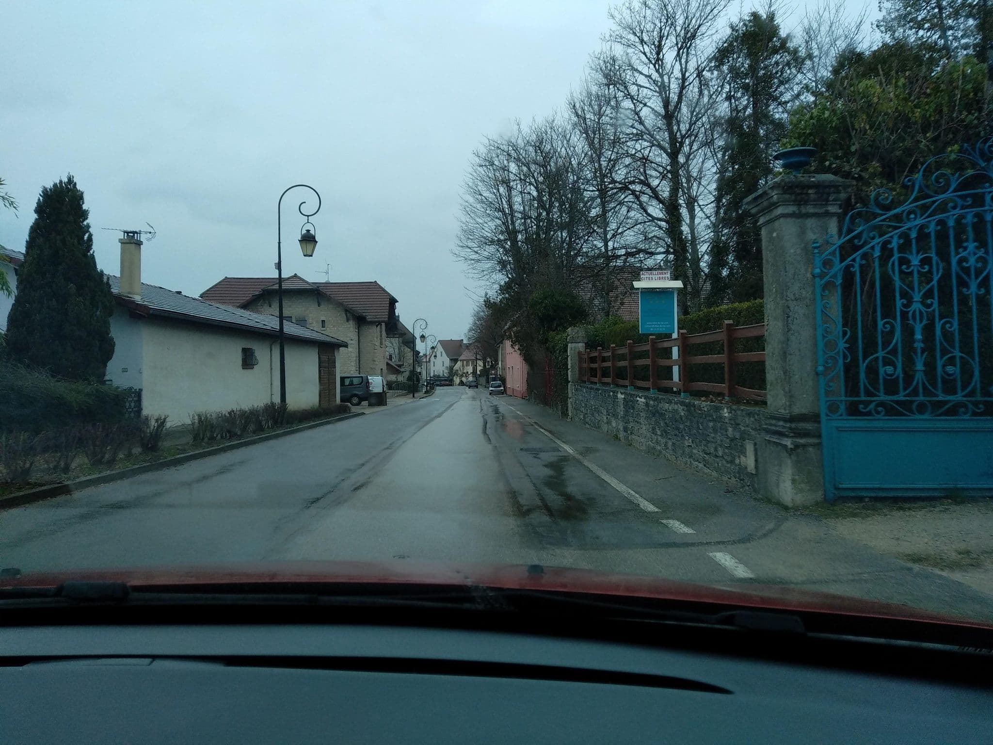 Street view near Villas du Lac, Clairvaux-les-Lacs — © pyrog (CC BY-SA · Mapillary)