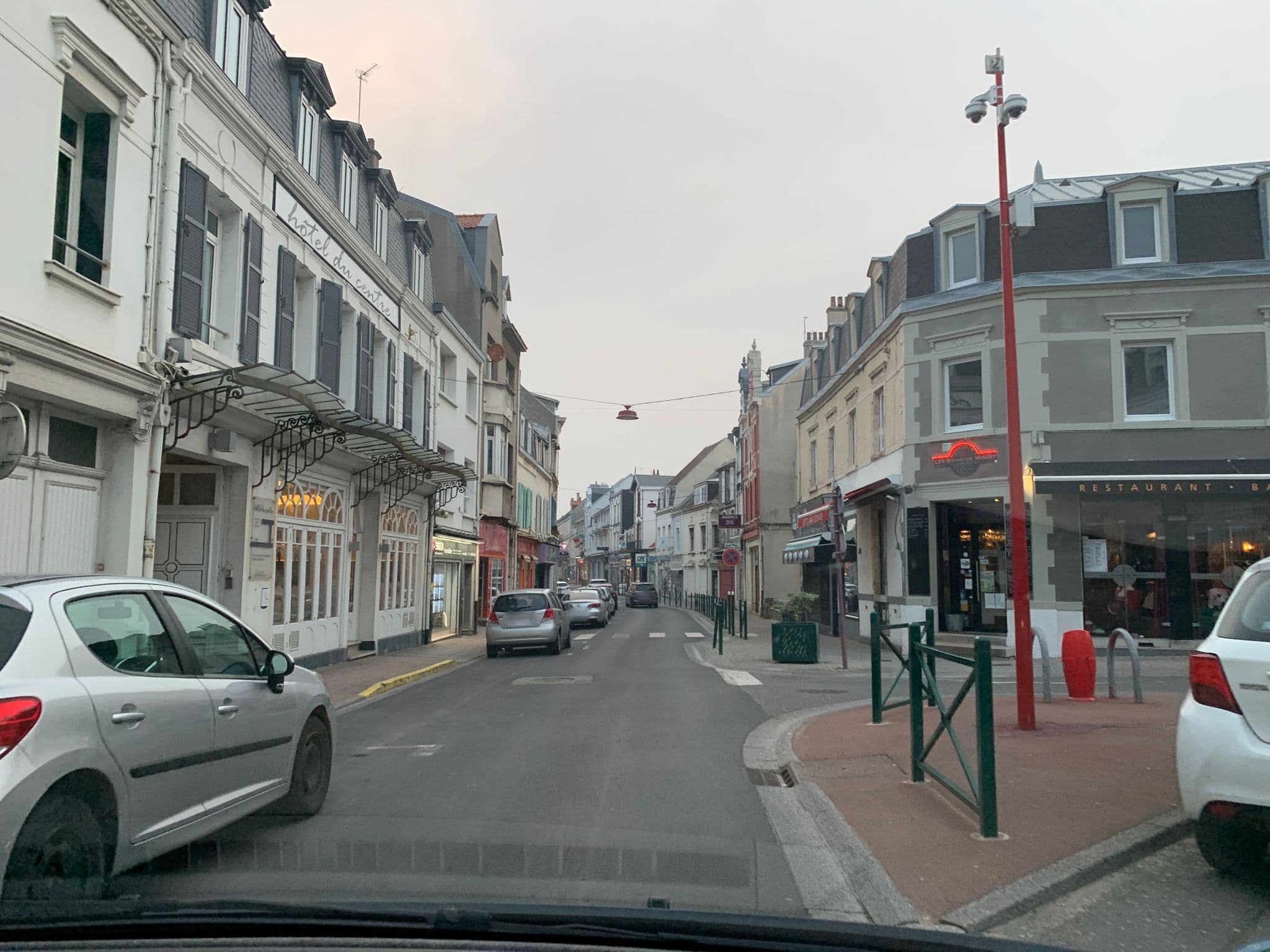 Street view near Hôtel du Centre, Wimereux — © noel (CC BY-SA · Mapillary)
