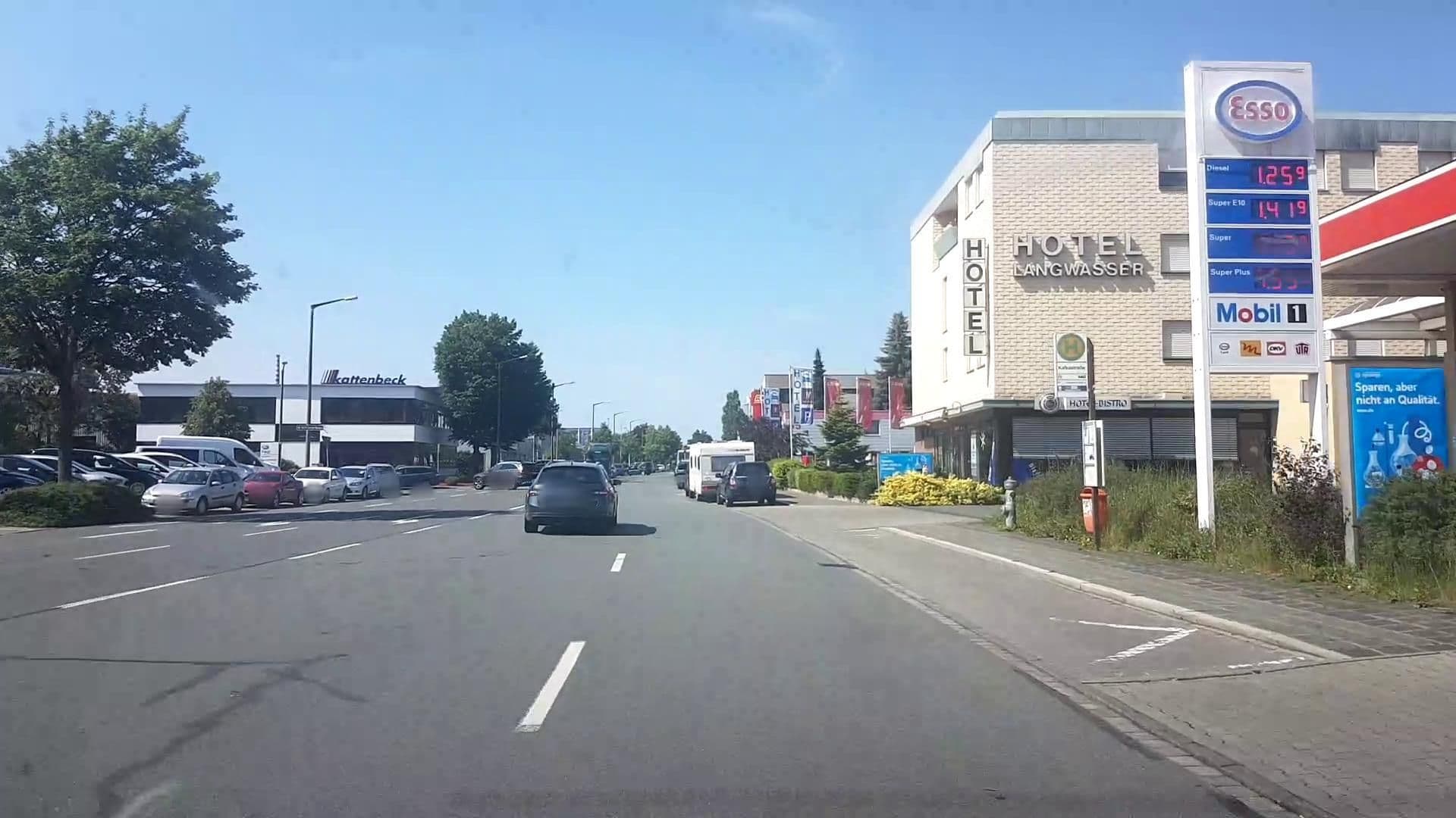 Street view near Langwasser Messe-Stadion Zimmermann, Nuremberg — © r66 (CC BY-SA · Mapillary)