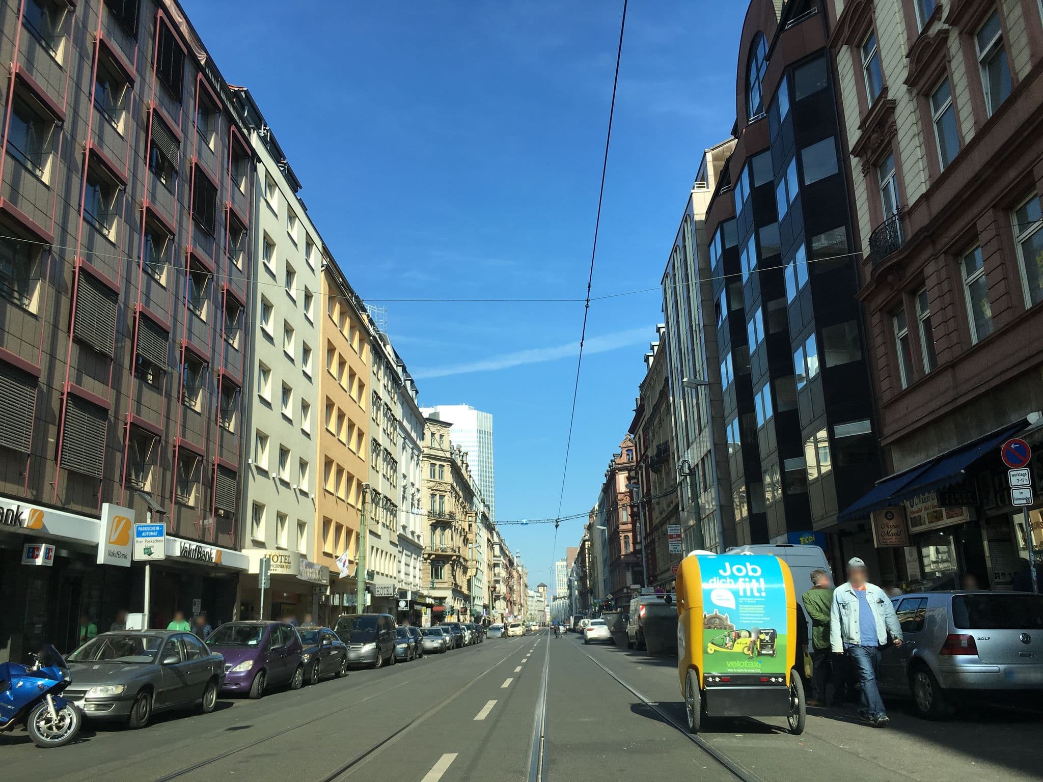 Street view near Hotel Maya, Frankfurt am Main — © foxman (CC BY-SA · Mapillary)