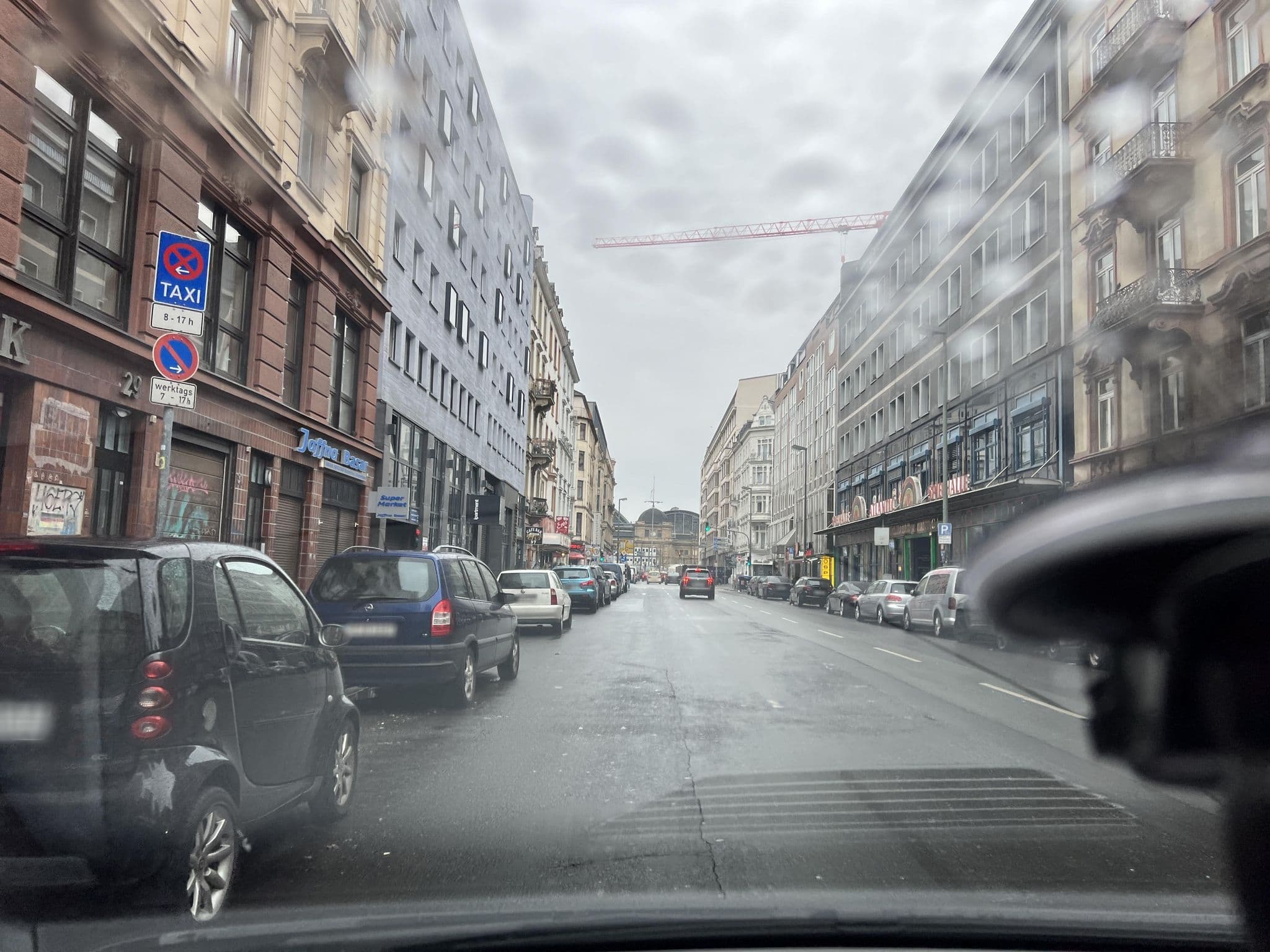 Street view near R. K. M. GmbH, Frankfurt am Main — © robffm (CC BY-SA · Mapillary)