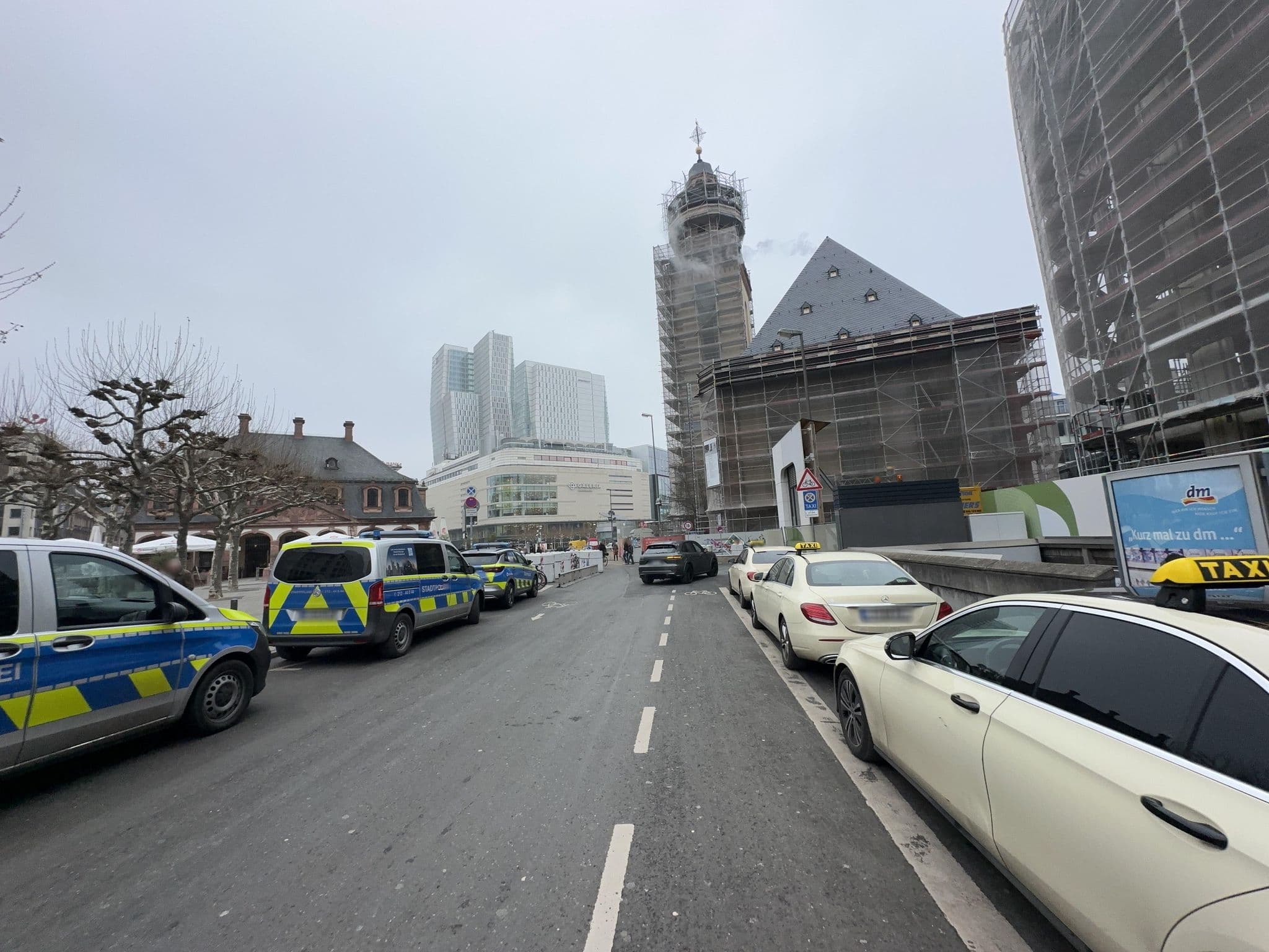 Street view near Hotel Zentrum Hauptwache, Frankfurt am Main — © TDS_ReLUT (CC BY-SA · Mapillary)