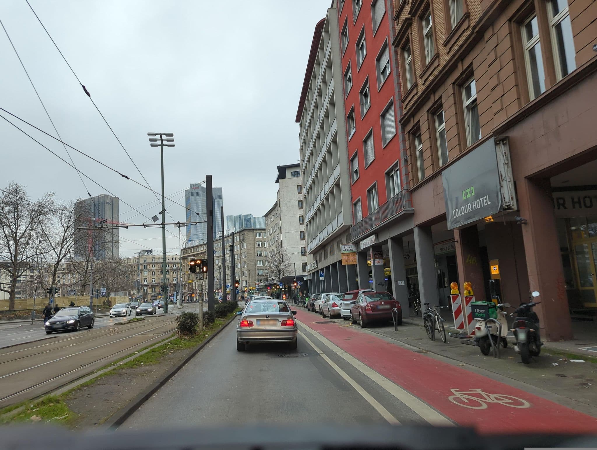 Street view near Hotel National, Frankfurt am Main — © electria (CC BY-SA · Mapillary)