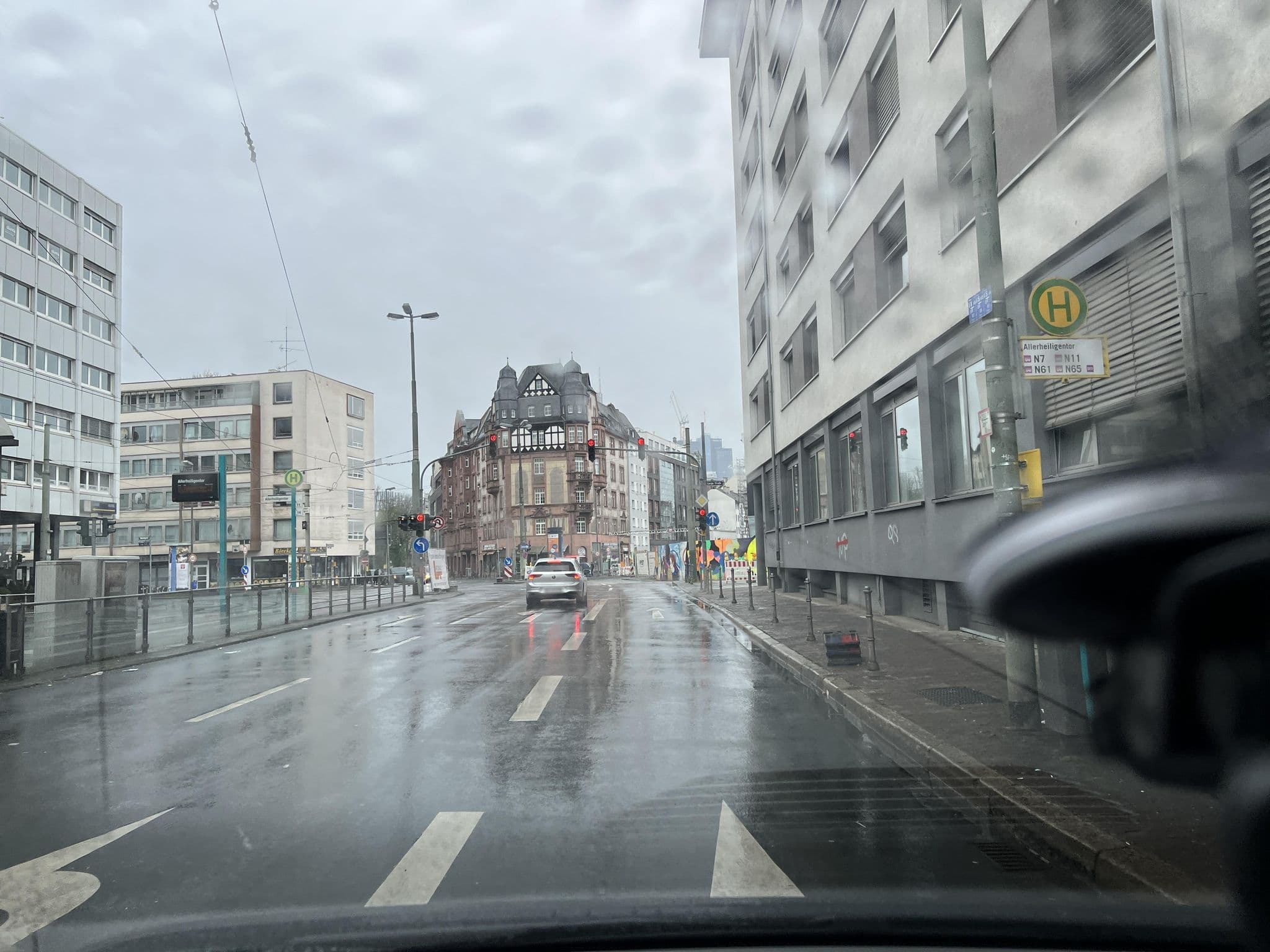 Street view near Kolpinghaus GmbH, Frankfurt am Main — © robffm (CC BY-SA · Mapillary)