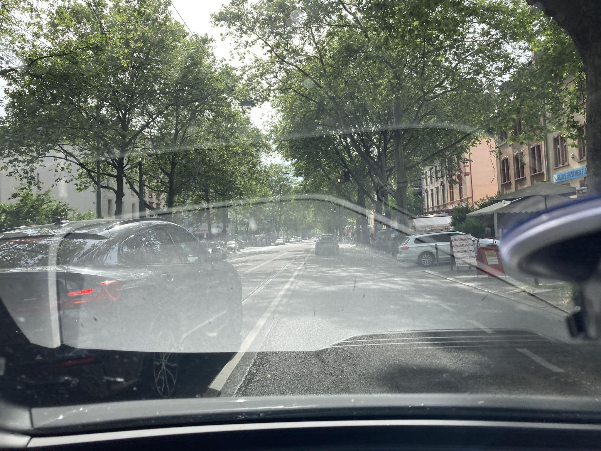 Street view near The FIZZ Frankfurt Gallus, Gallus — © robffm (CC BY-SA · Mapillary)