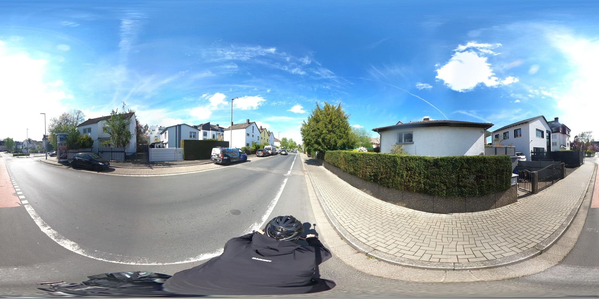 Street view near Apartment Götzenmühlweg, Bad Homburg vor der Höhe — © Planungsgesellschaft_RV-K (CC BY-SA · Mapillary)