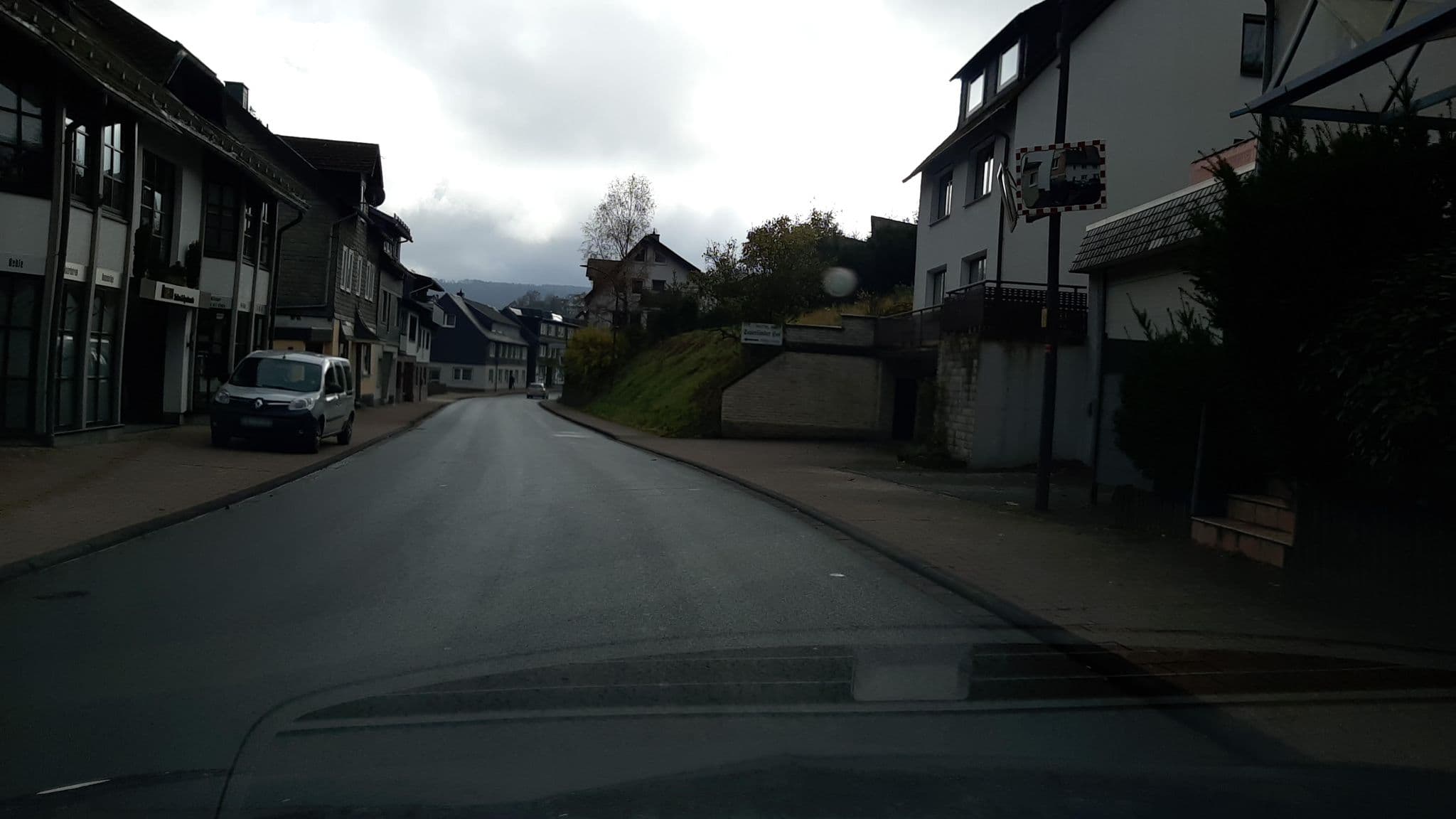 Street view near NaturBoutique Hotel RAUSZEIT, Willingen — © Lowiekse (CC BY-SA · Mapillary)