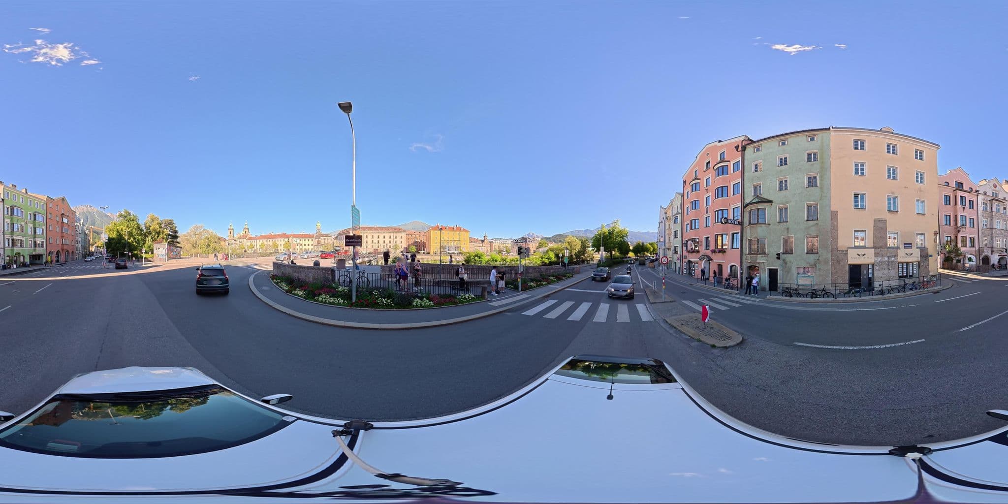 Street view near b(l)ackhome Boutique, Innsbruck — © osmplus_org (CC BY-SA · Mapillary)