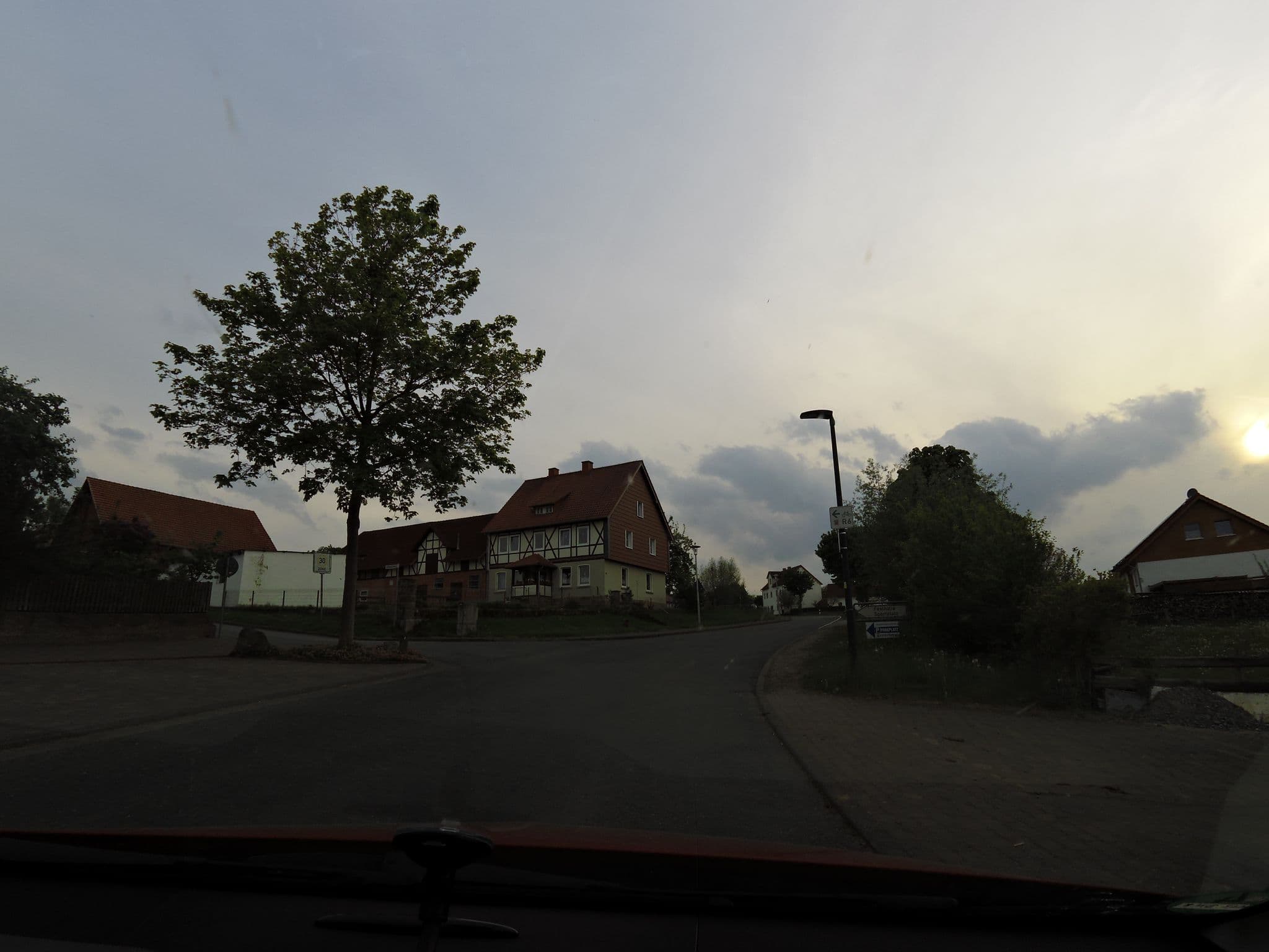 Street view near Teuteberg Landgasthof Inh. Dirk Sippl, Bad Arolsen — © bitnapper (CC BY-SA · Mapillary)