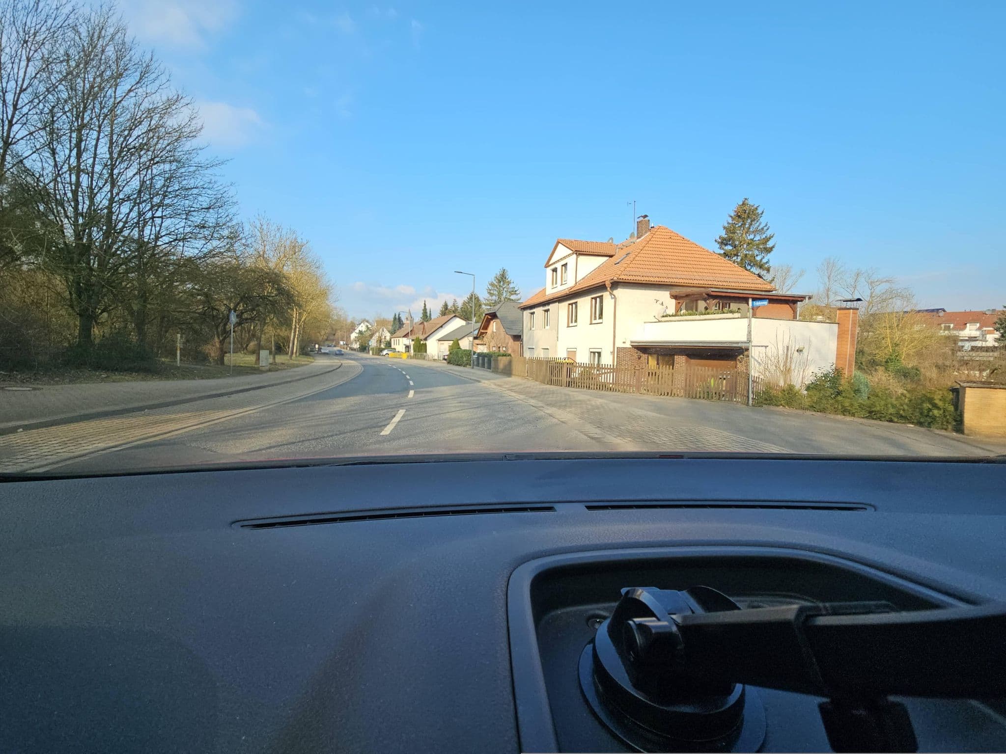 Street view near Privatzimmer König, Kassel — © JoniTheRower (CC BY-SA · Mapillary)
