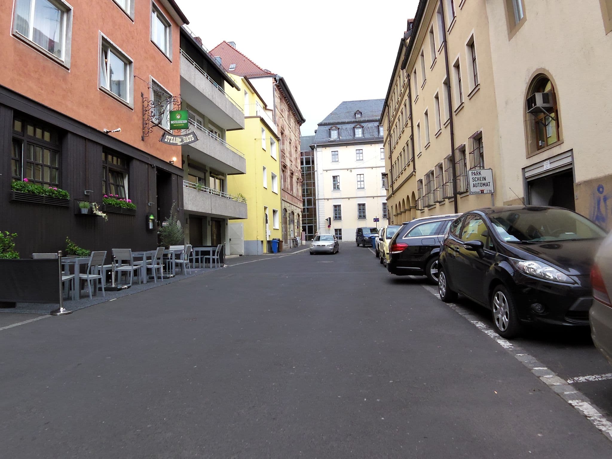 Street view near Ferienwohnungen Julius & Juliane Super Zentral, Würzburg — © zoegglmeyr (CC BY-SA · Mapillary)