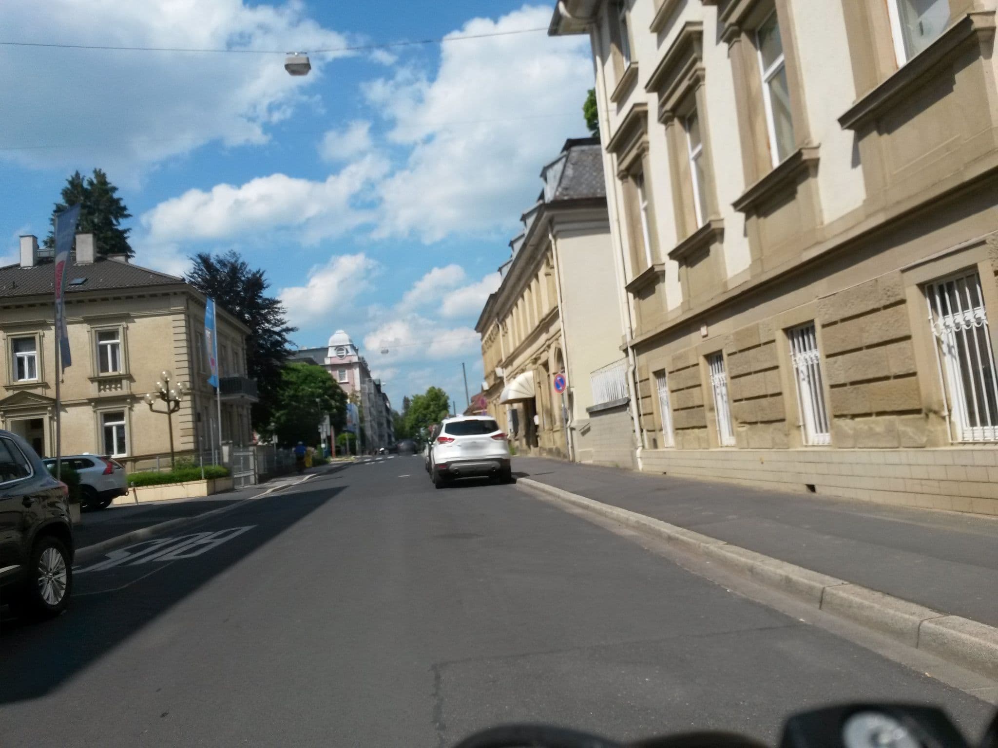 Street view near Park Villa apartments, Bad Kissingen — © rausk (CC BY-SA · Mapillary)