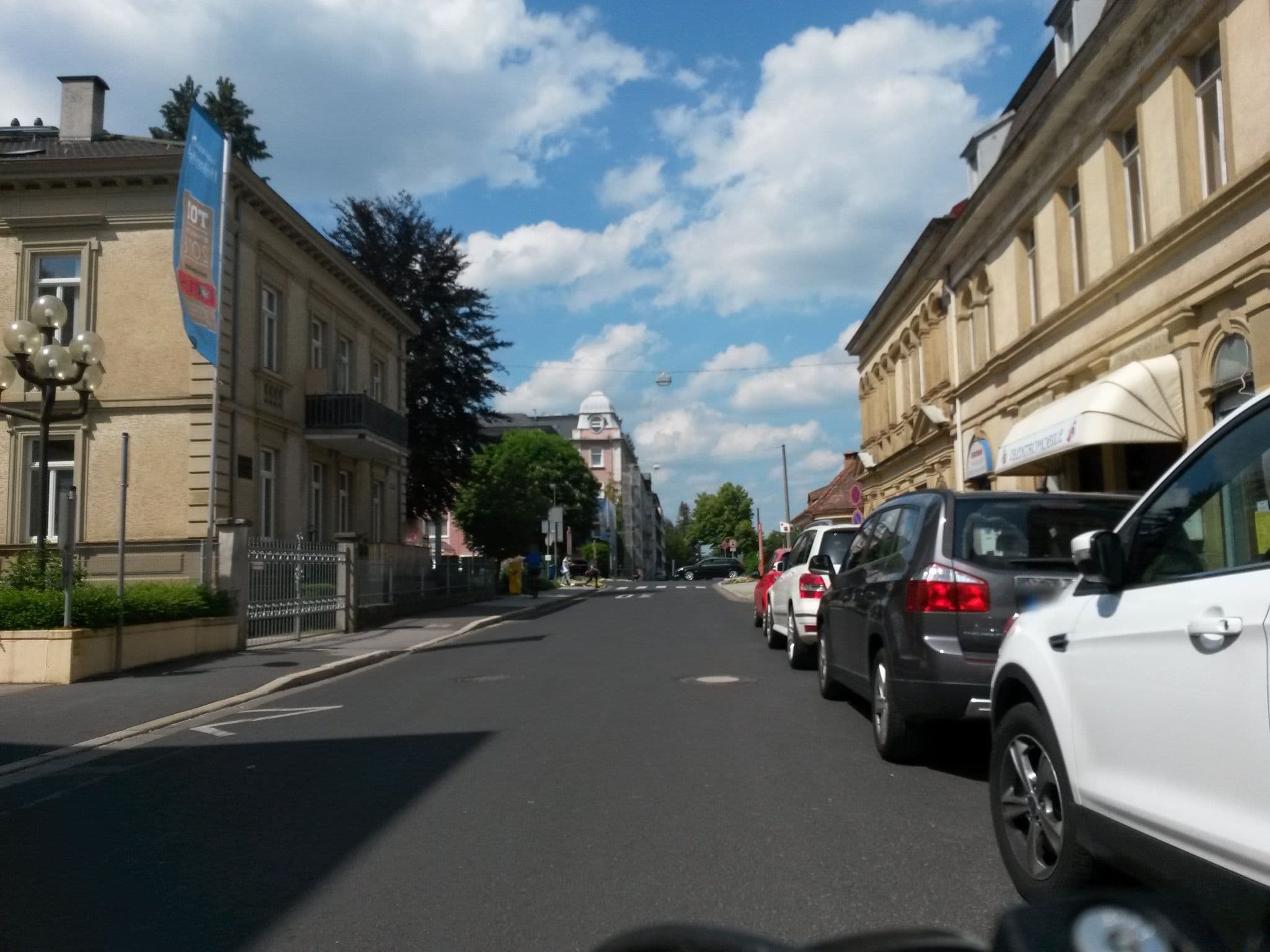 Street view near Vier Jahreszeiten, Bad Kissingen — © rausk (CC BY-SA · Mapillary)