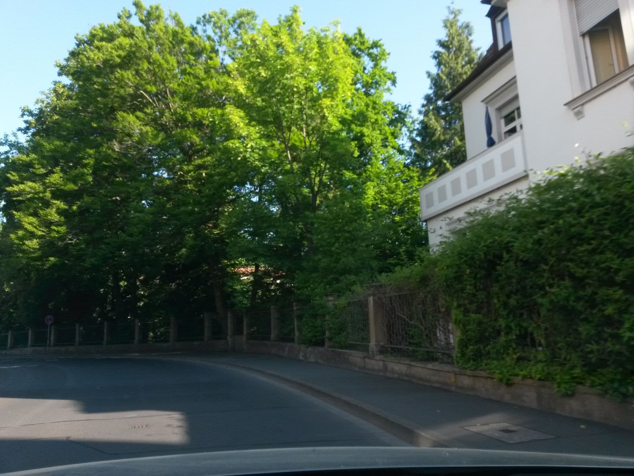 Street view near Kurhotel Haus Bayern, Bad Kissingen — © rausk (CC BY-SA · Mapillary)