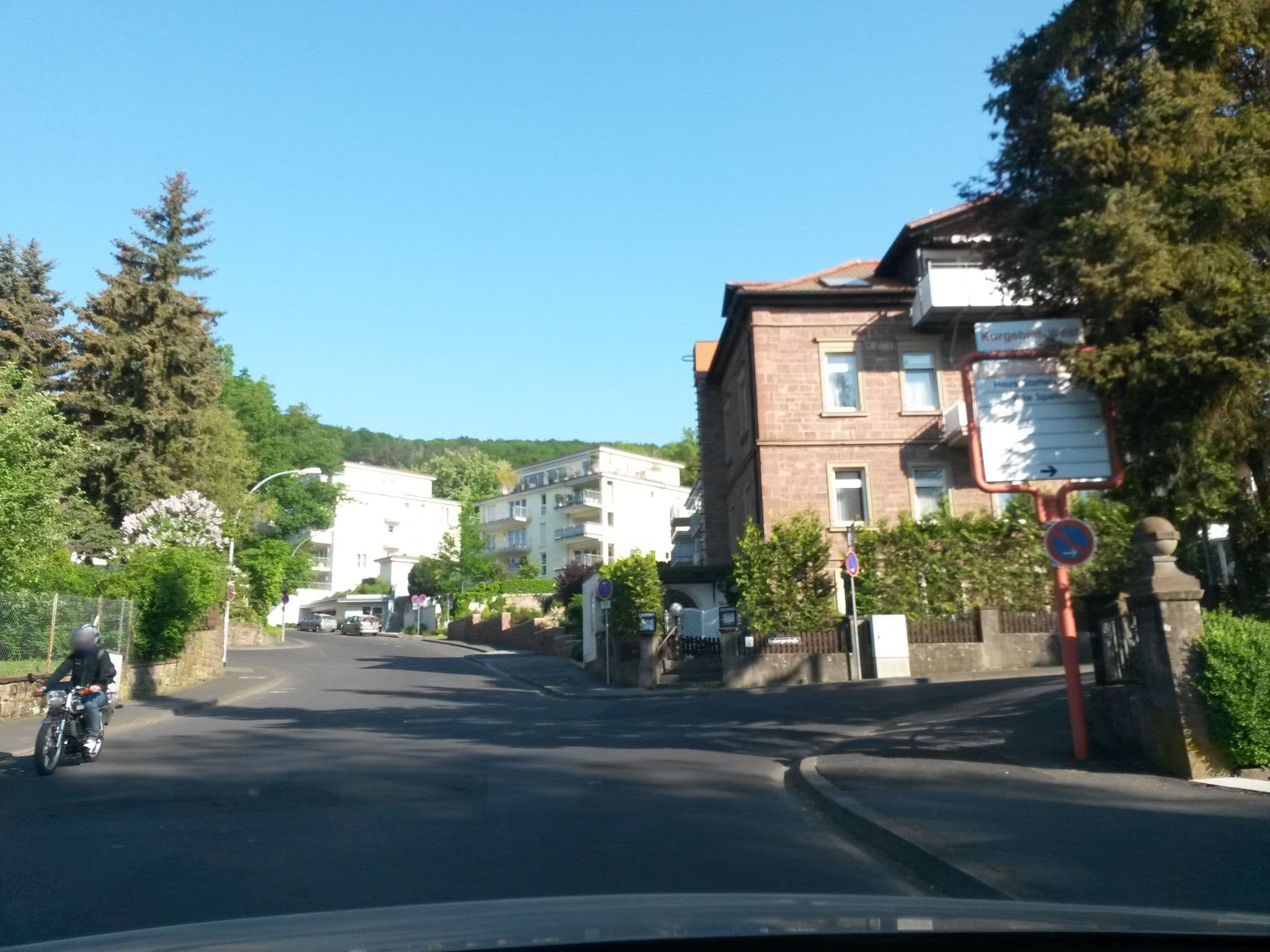 Street view near AKZENT Hotel Sonneneck, Bad Kissingen — © rausk (CC BY-SA · Mapillary)