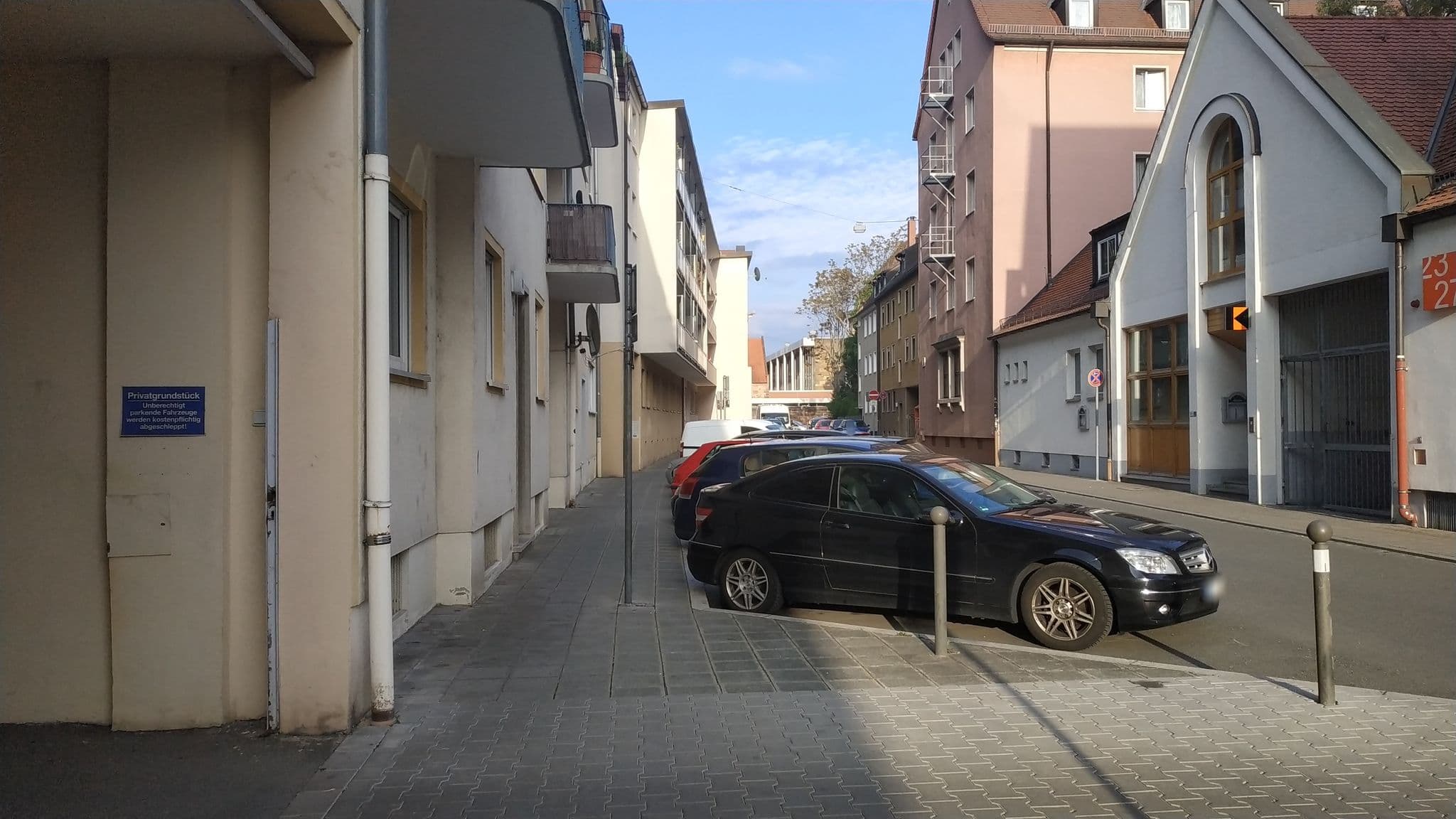 Street view near Musikhaus Nürnberg, Nuremberg — © mrey (CC BY-SA · Mapillary)