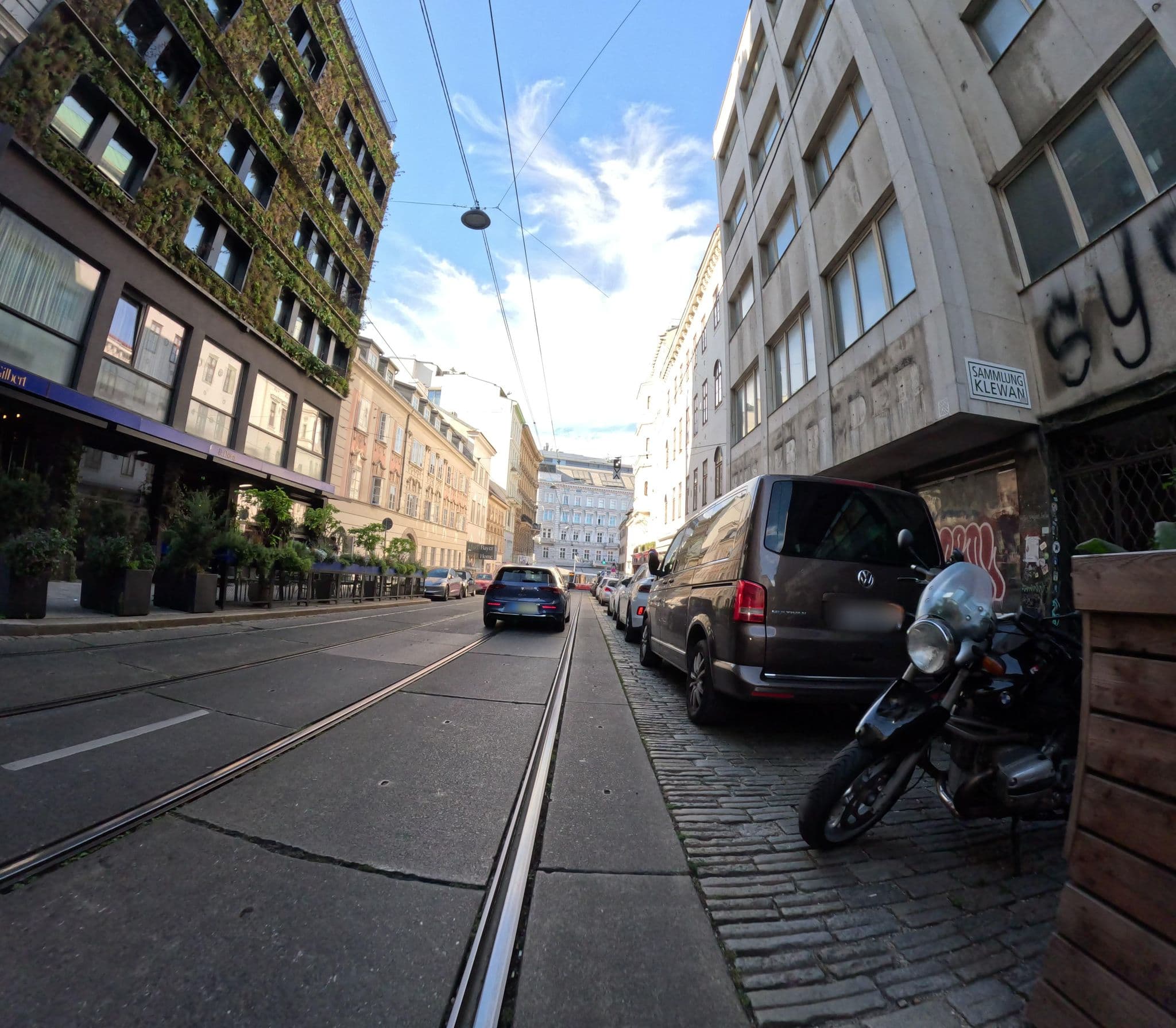 Street view near Gilbert, Neubau — © erias (CC BY-SA · Mapillary)