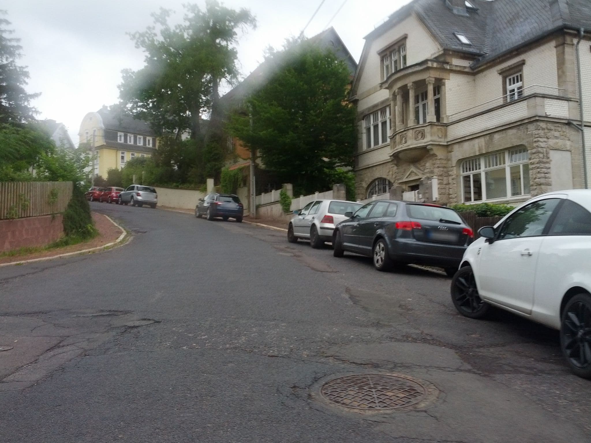 Street view near Ferienwohnung Pfeiffer, Eisenach — © zoegglmeyr (CC BY-SA · Mapillary)