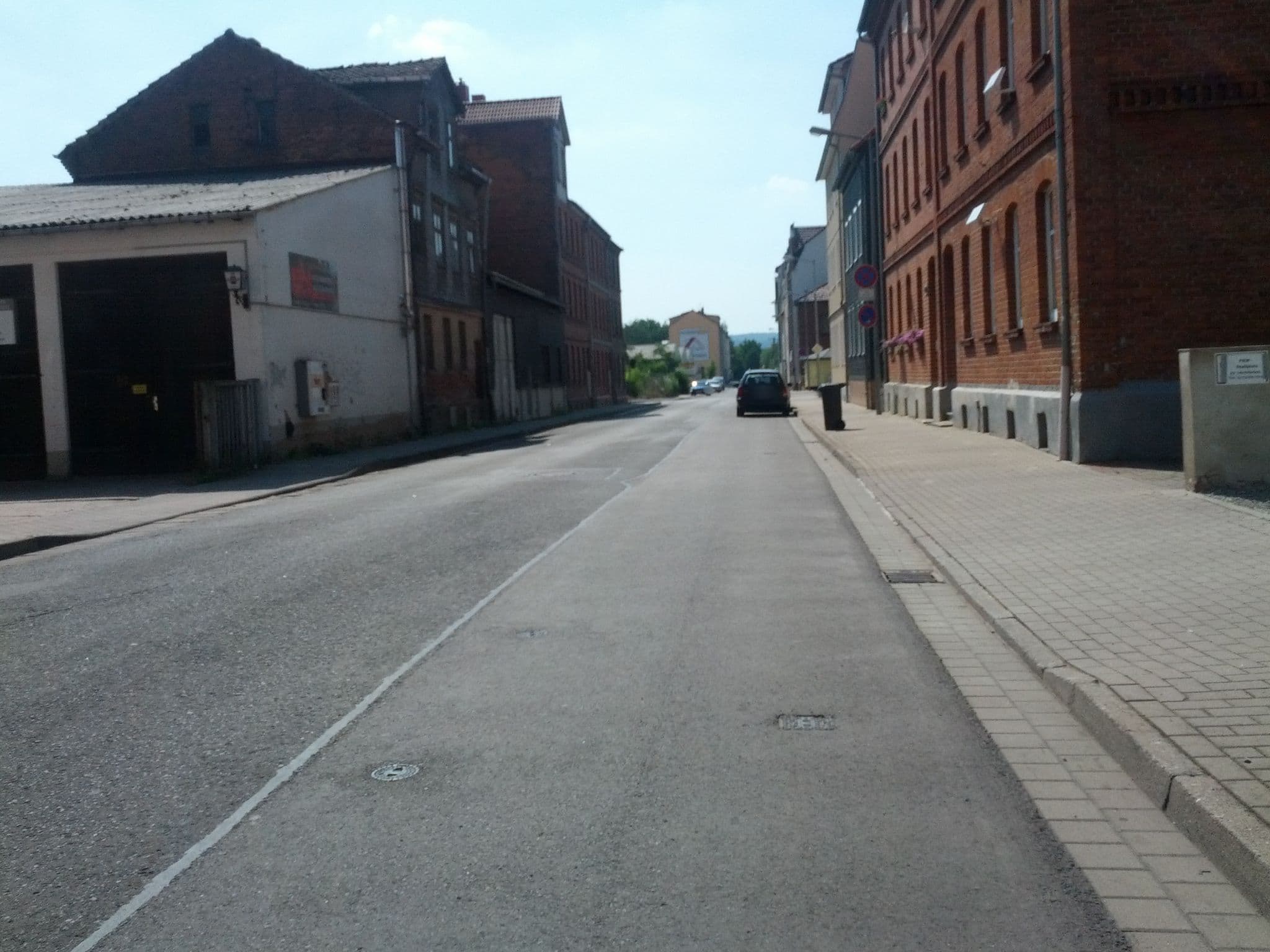 Street view near Ferienwohnung Moderne Mitte, Eisenach — © zoegglmeyr (CC BY-SA · Mapillary)