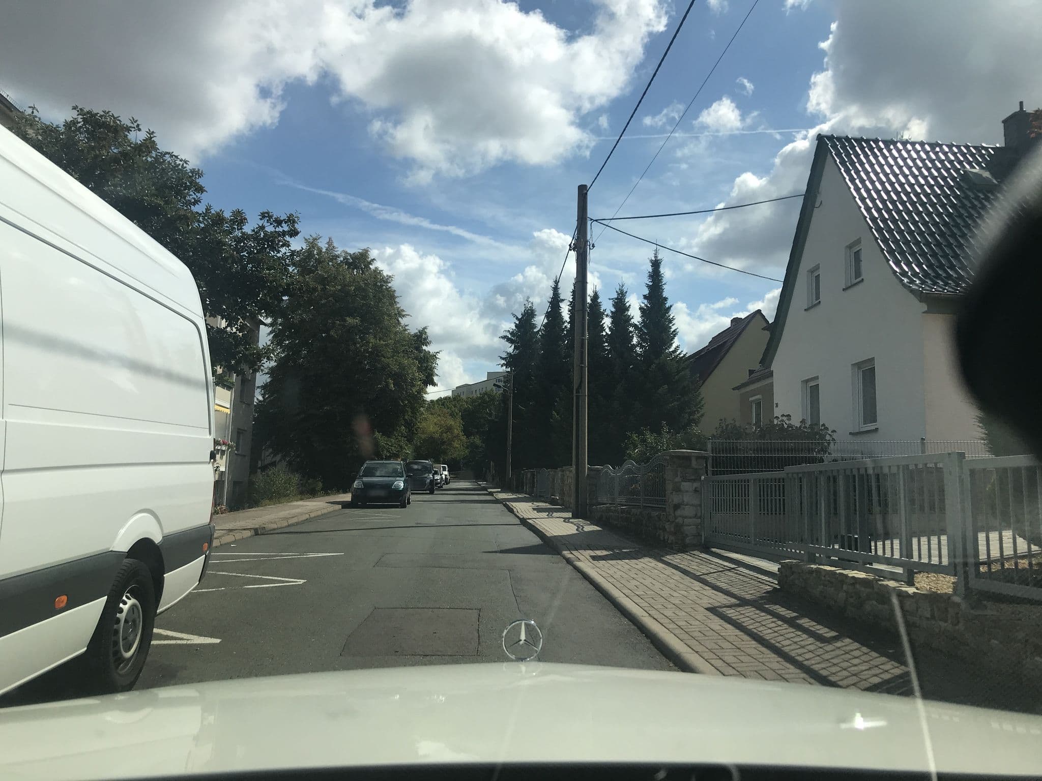 Street view near Pension Scheel, Erfurt — © saschahaberkorn (CC BY-SA · Mapillary)