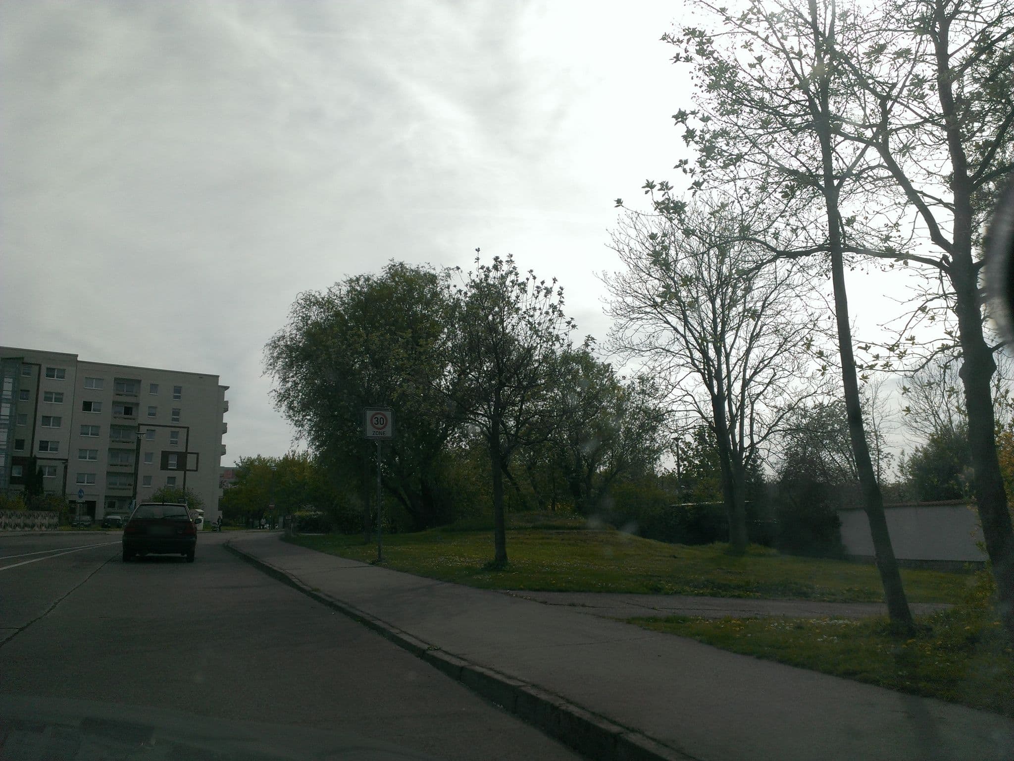 Street view near Gästehaus Schatz, Erfurt — © codingdachs (CC BY-SA · Mapillary)