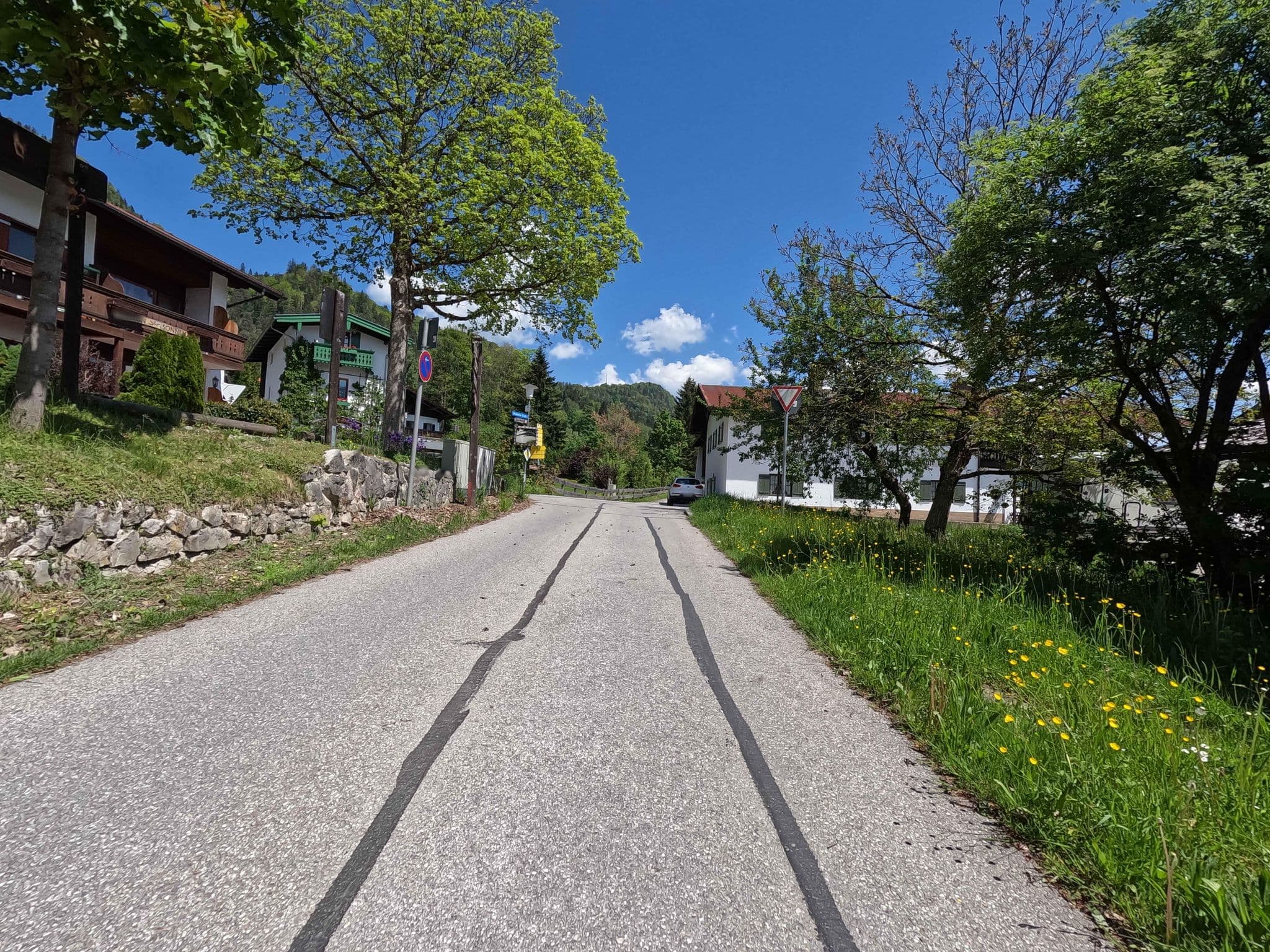 Street view near Pension Sonnenzeit, Reit im Winkl — © natebus (CC BY-SA · Mapillary)