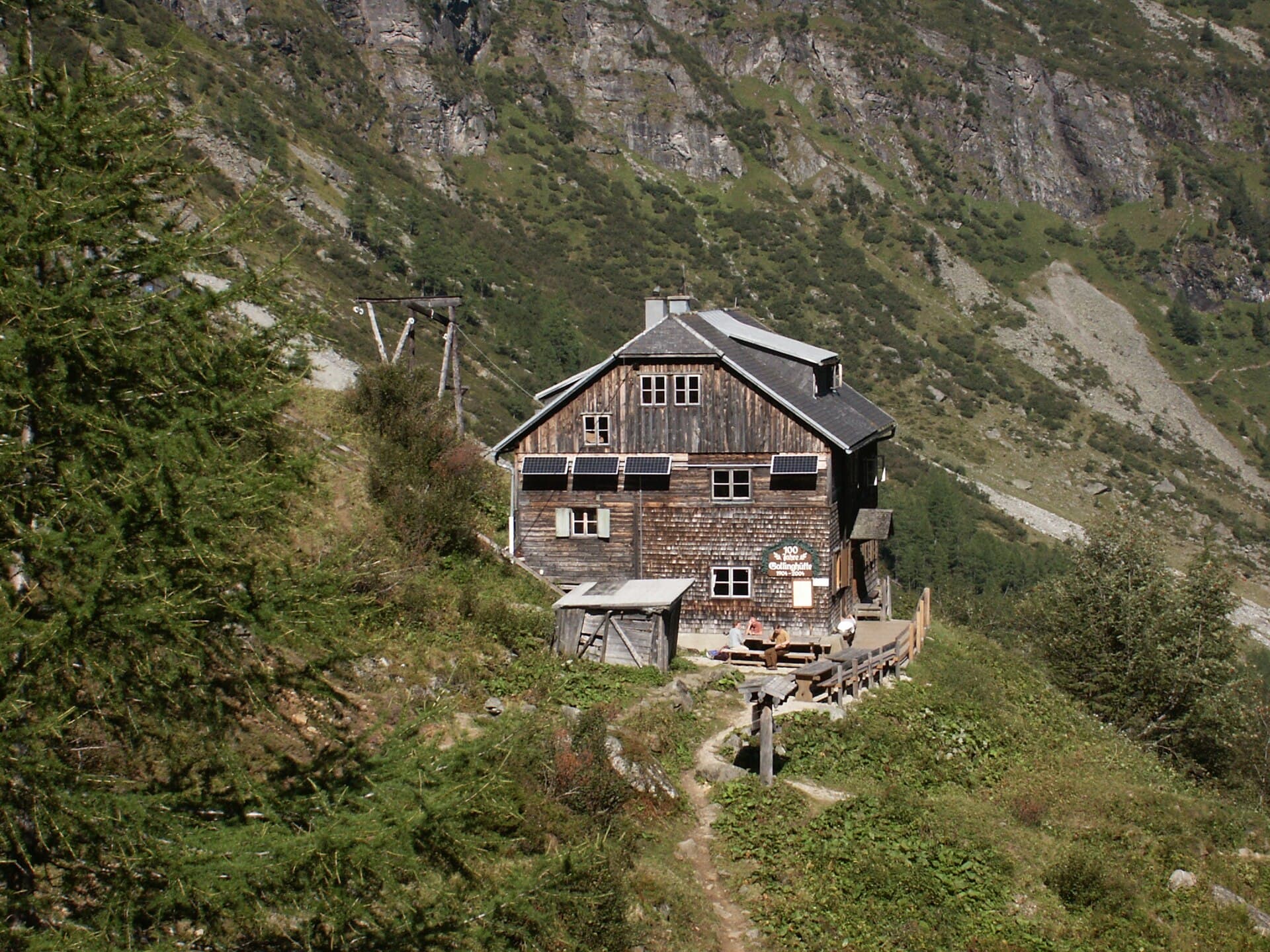 Gollinghütte (via Wikimedia Commons, CC BY-SA 3.0)