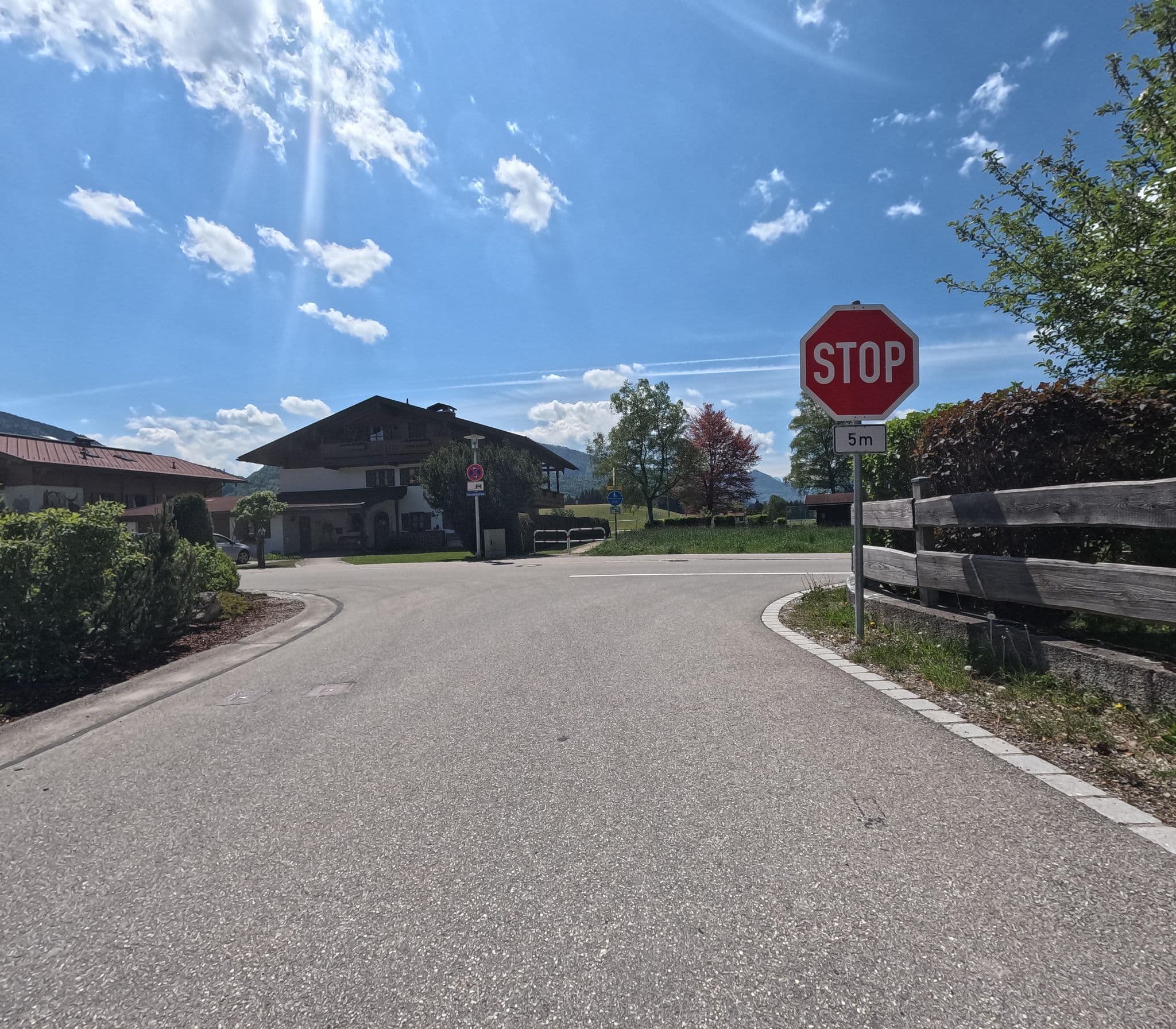 Street view near Gästehaus Willfert, Reit im Winkl — © natebus (CC BY-SA · Mapillary)