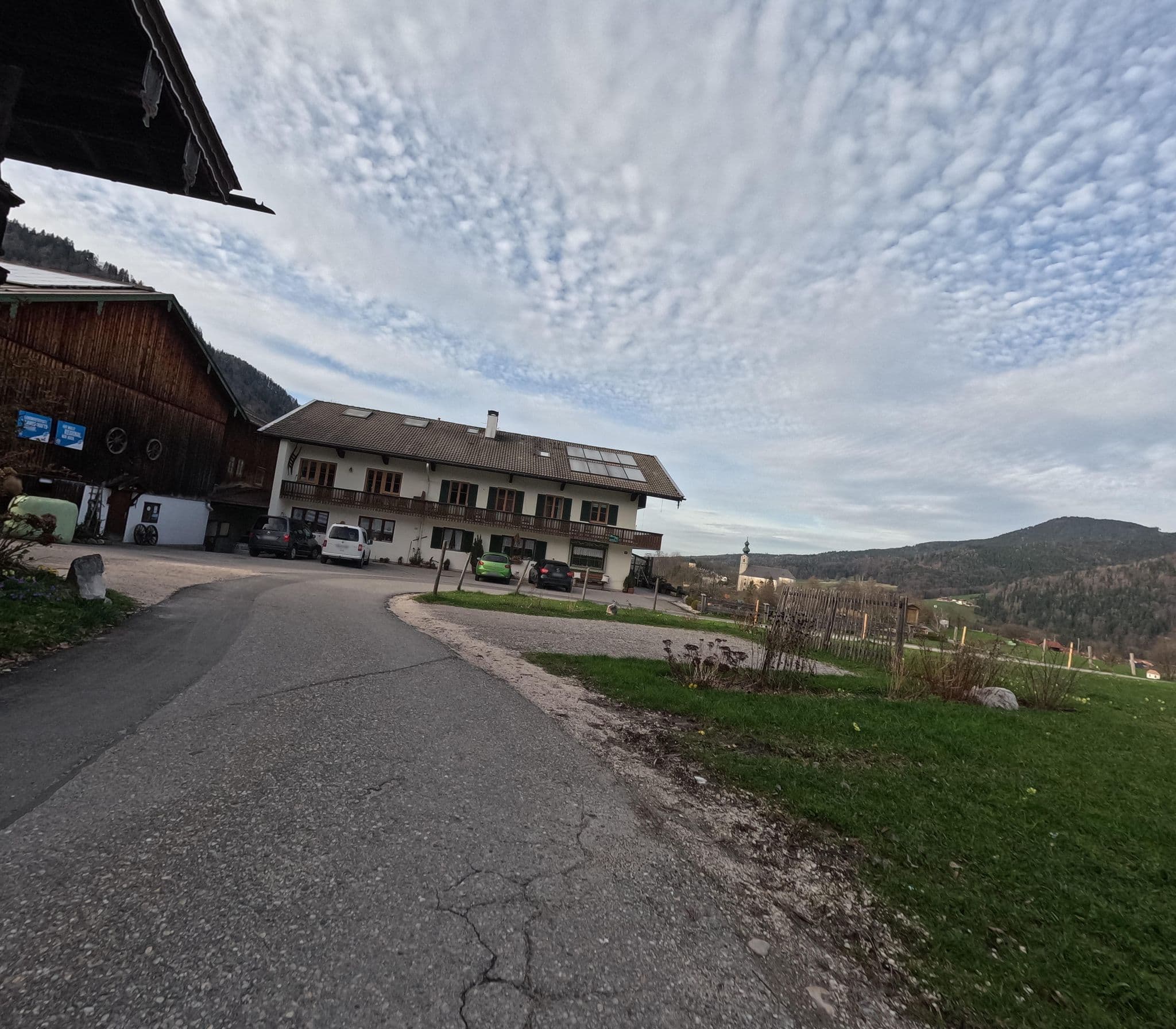 Street view near Schneider-Hof, Ruhpolding — © natebus (CC BY-SA · Mapillary)