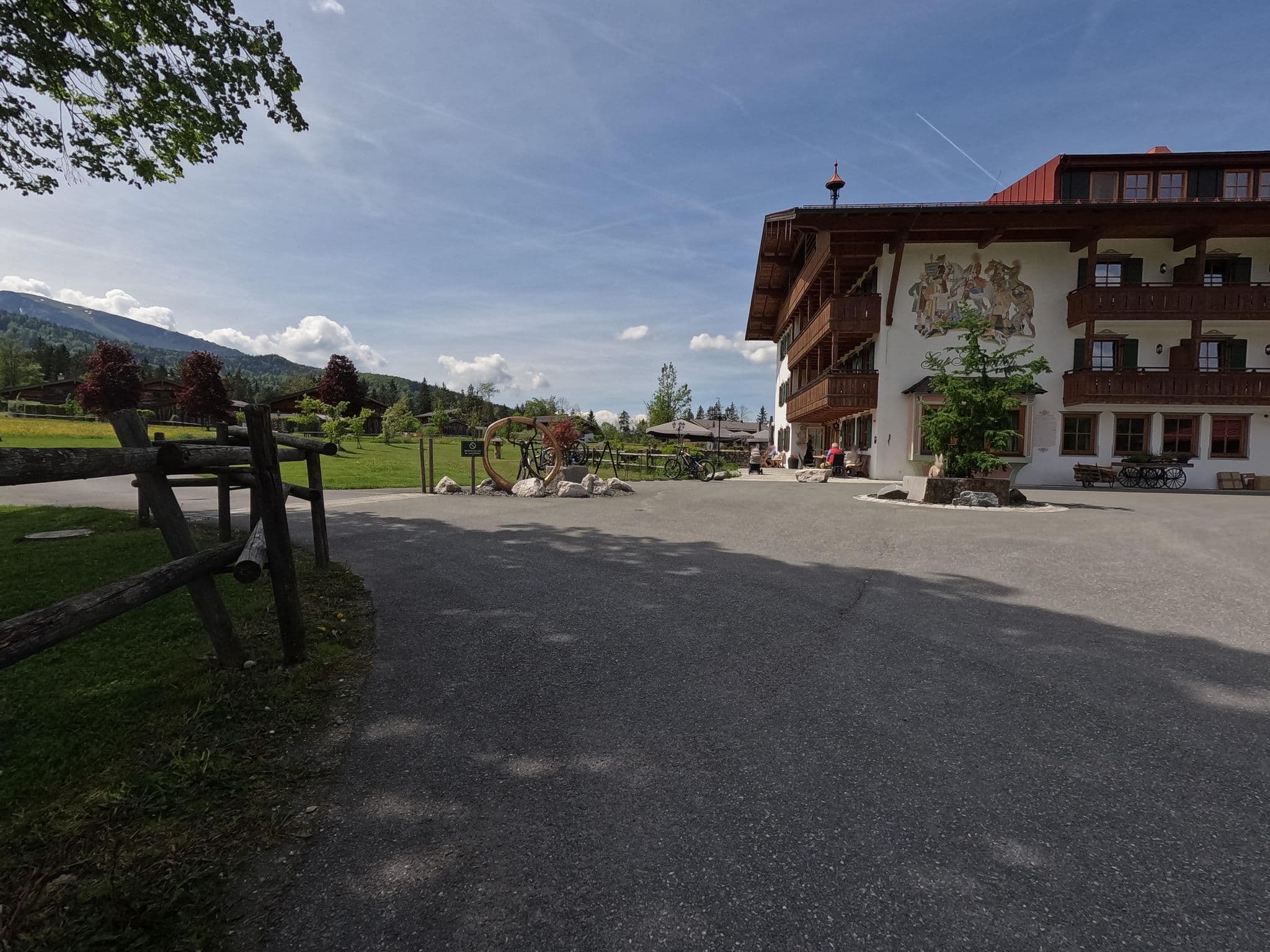 Street view near Steinbacher Hof ****, Reit im Winkl — © natebus (CC BY-SA · Mapillary)