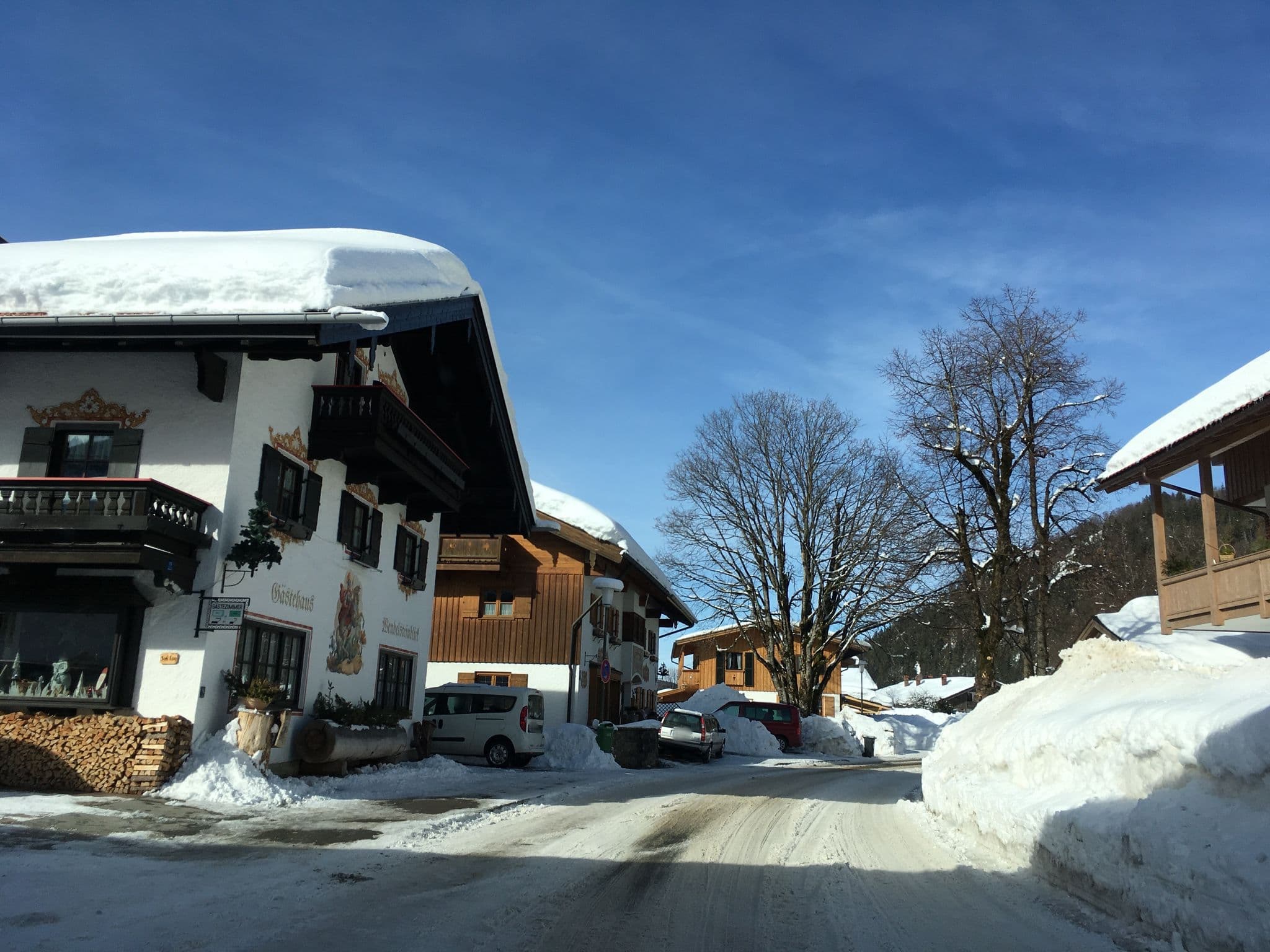 Street view near Haus Michael Inh. Hempel-Grabowski Pension, Bayrischzell — © maleo (CC BY-SA · Mapillary)