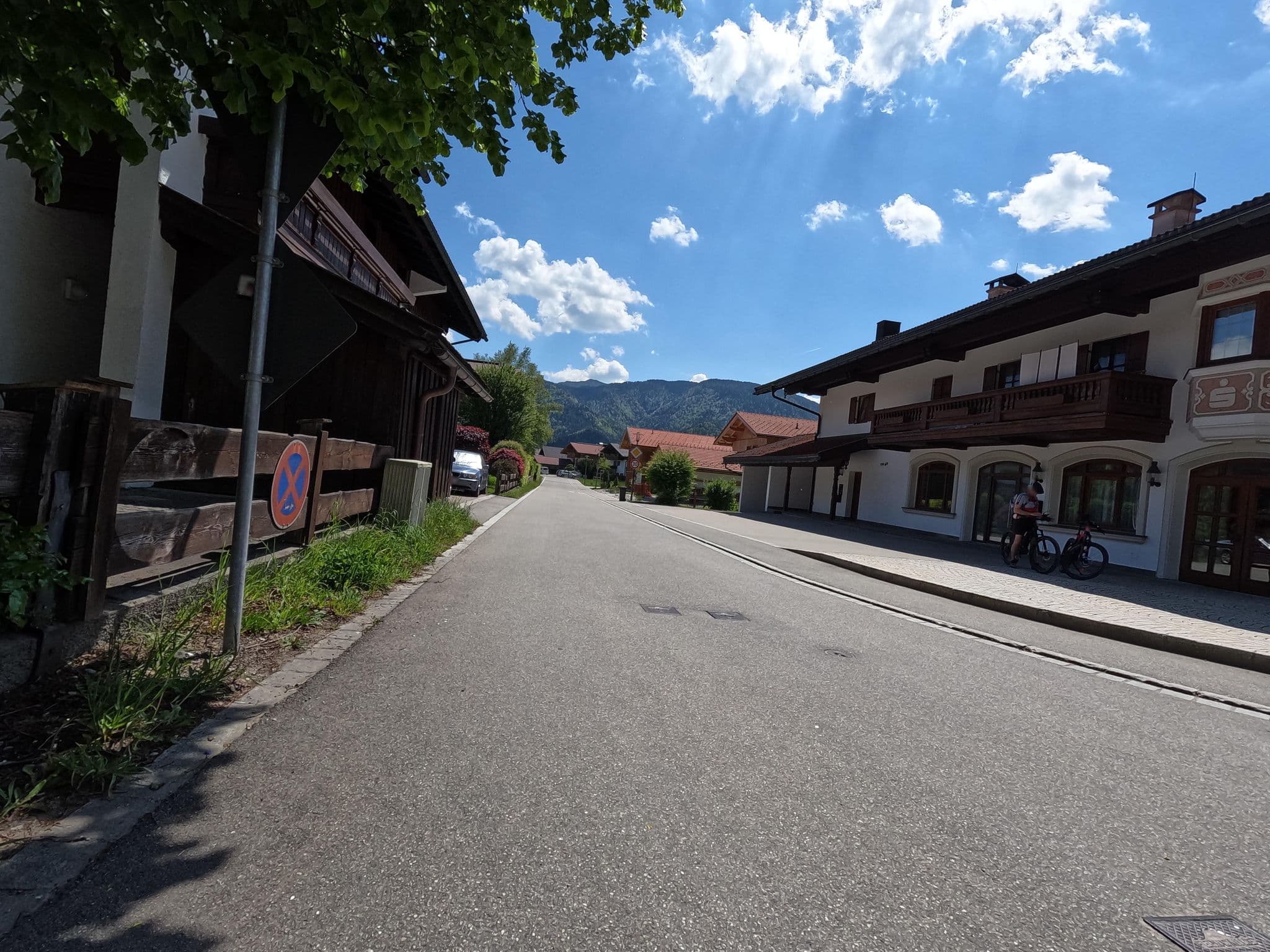 Street view near Herz im Winkl, Reit im Winkl — © natebus (CC BY-SA · Mapillary)