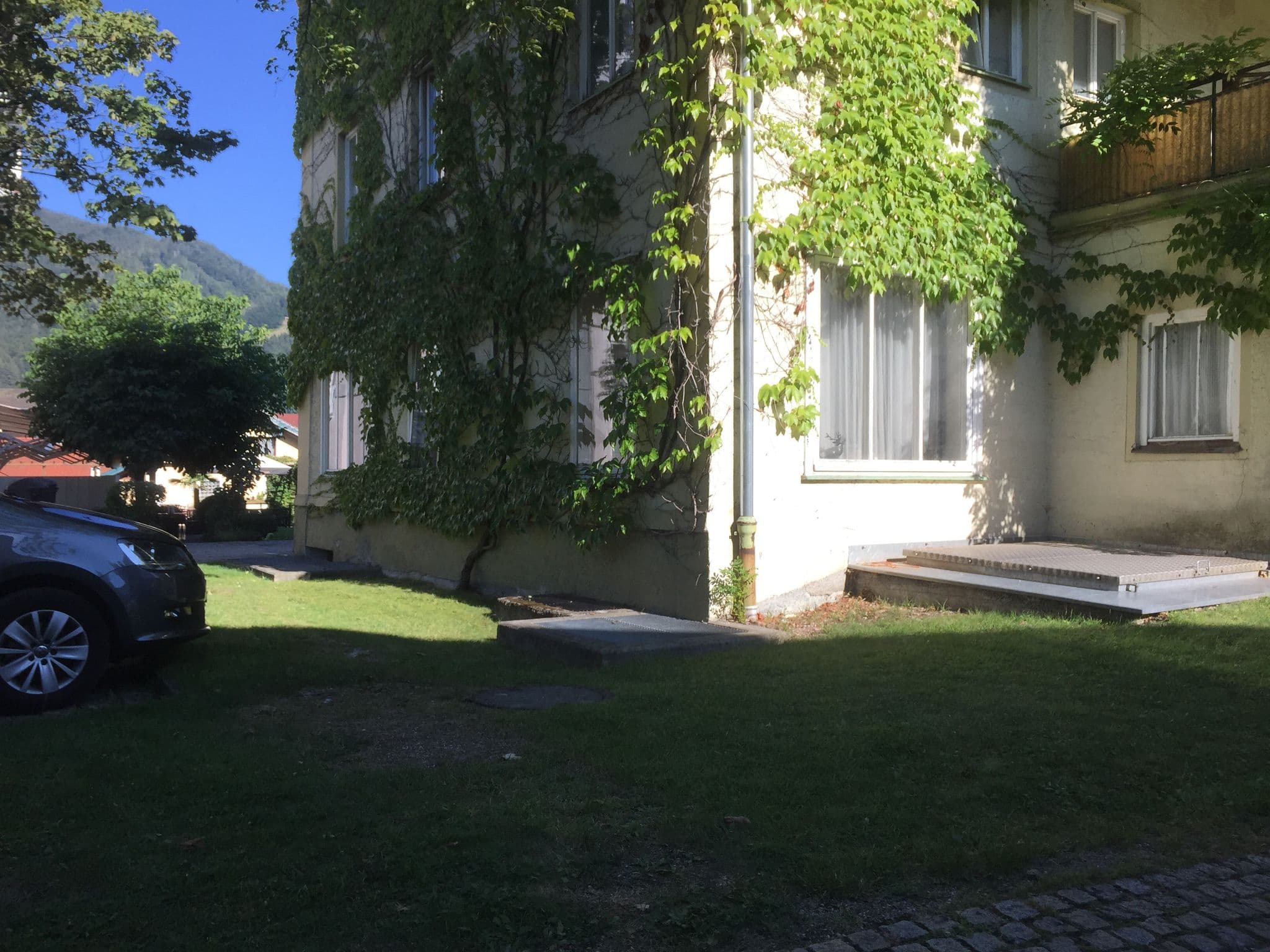 Street view near Alpenhotel Wittelsbach, Ruhpolding — © tubeli (CC BY-SA · Mapillary)