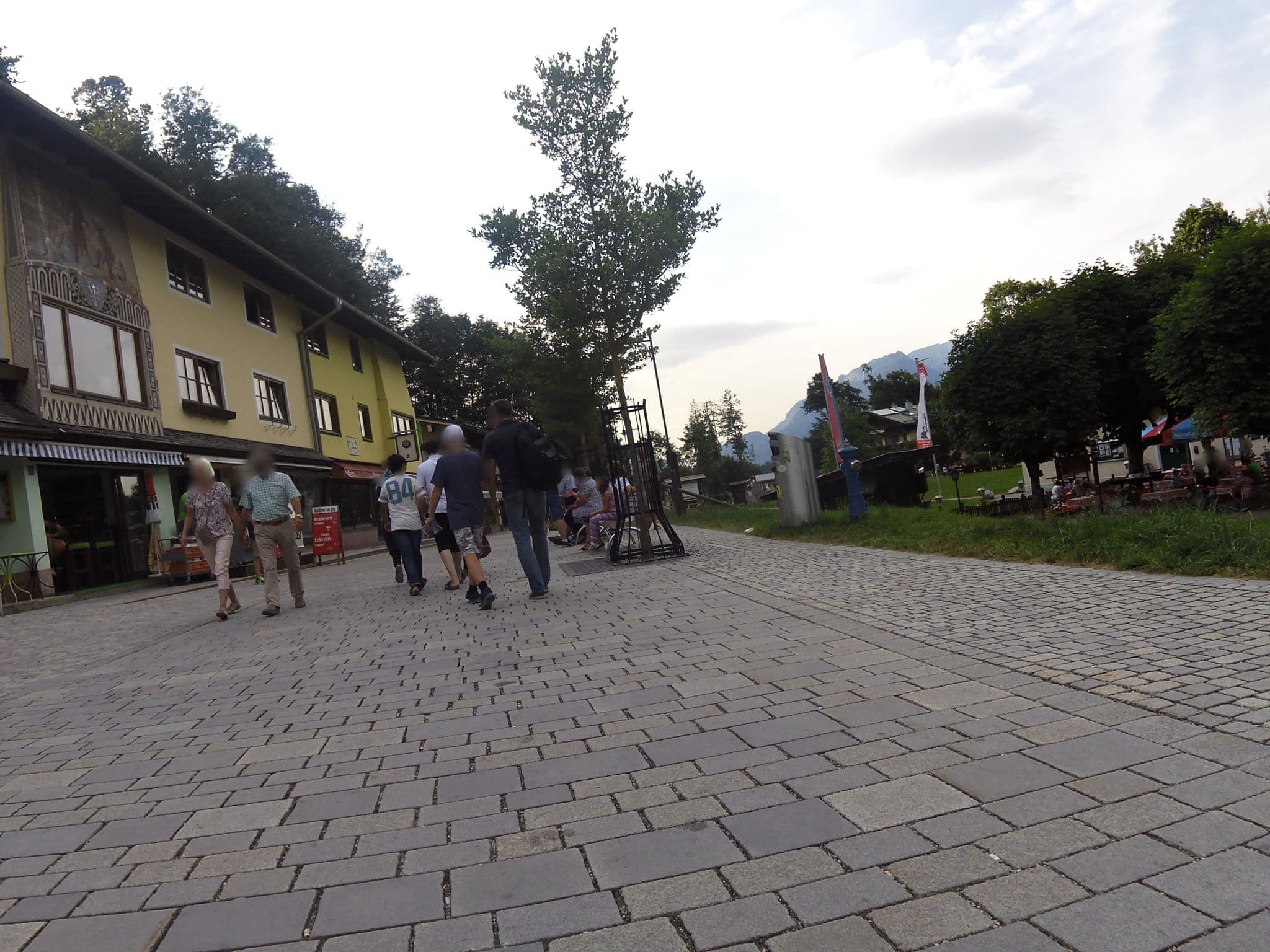 Street view near Haus Zeitz, Schönau am Königssee — © chuck (CC BY-SA · Mapillary)