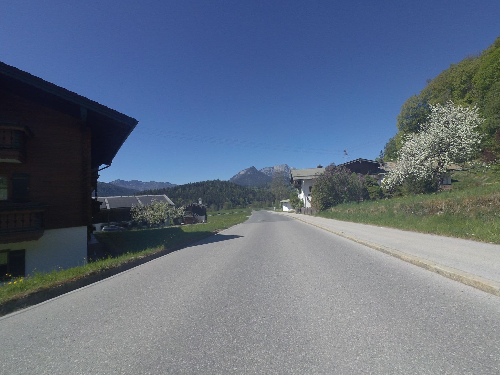 Street view near Aschbachhof Josef und Martha Springl, Schönau am Königssee — © schermy_at (CC BY-SA · Mapillary)