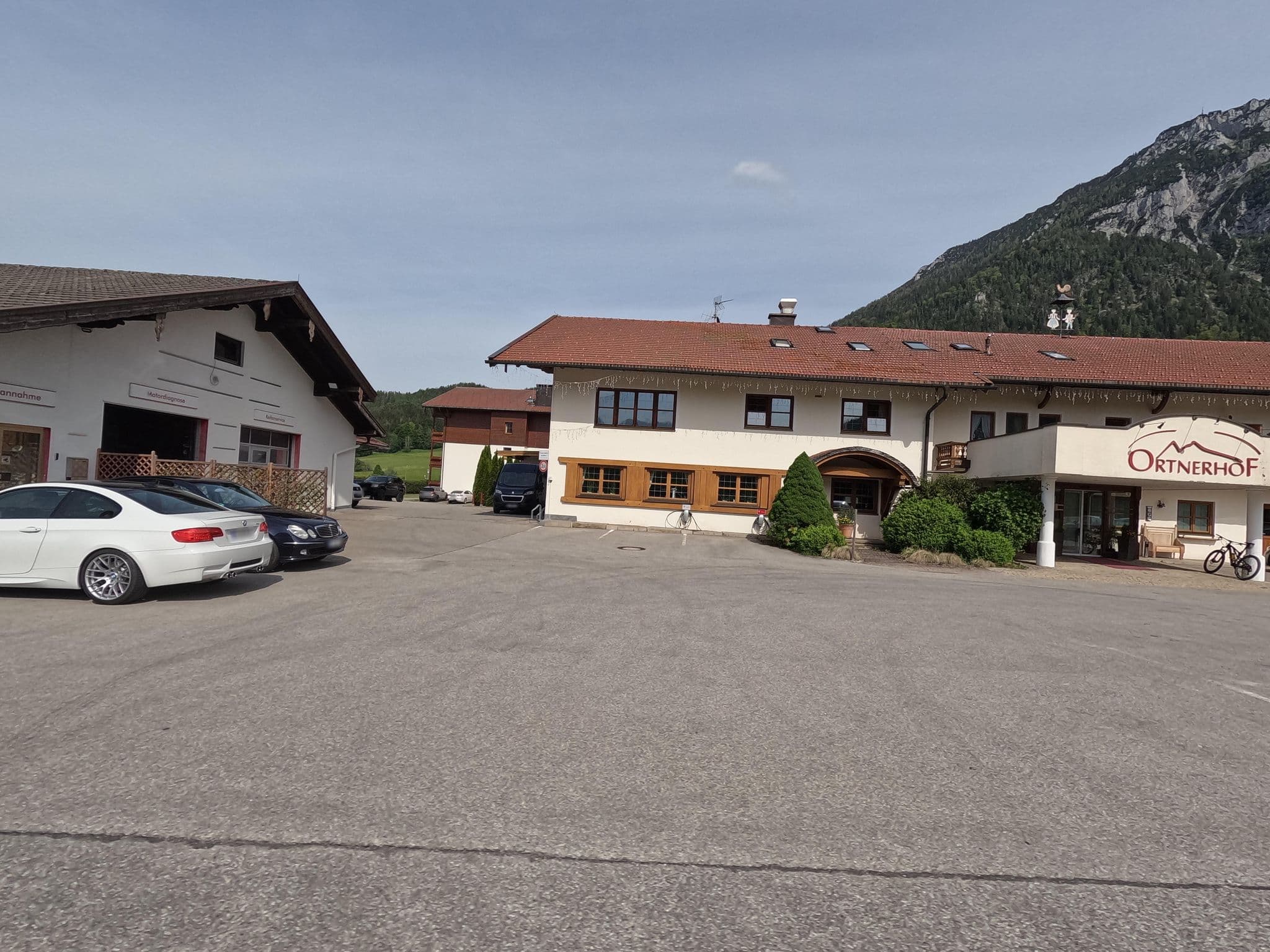 Street view near Ortnerhof, Ruhpolding — © natebus (CC BY-SA · Mapillary)