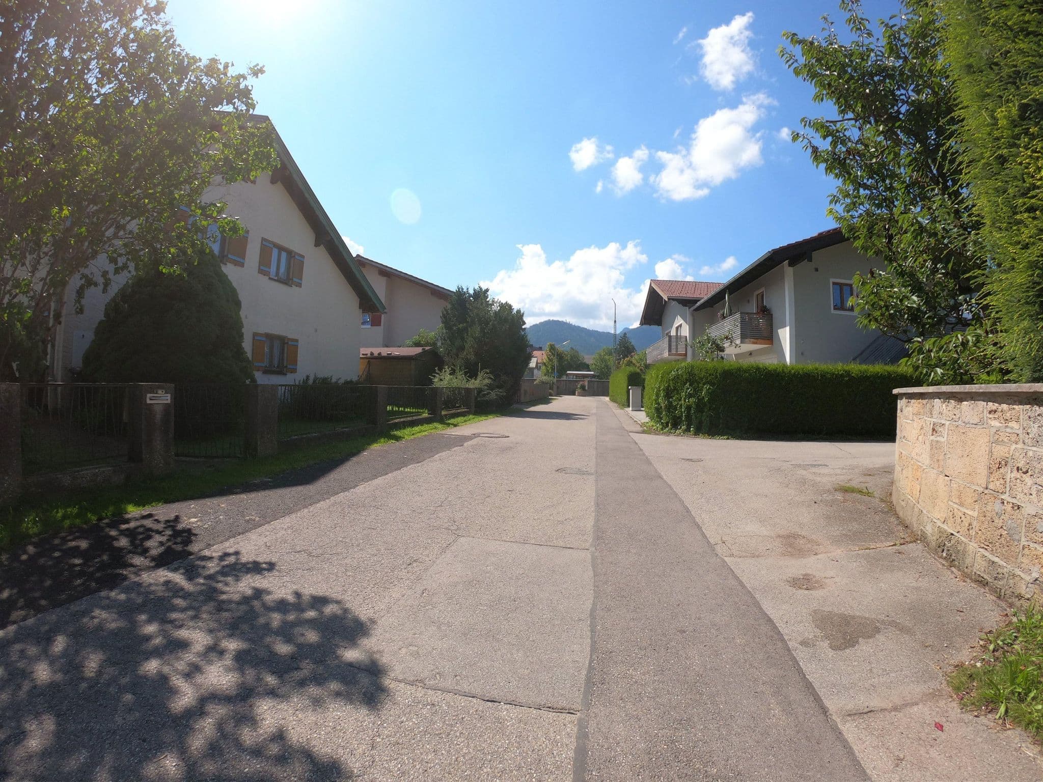Street view near Bremora Frank und Christina Vermietung von Ferienwohnungen, Ruhpolding — © natebus (CC BY-SA · Mapillary)