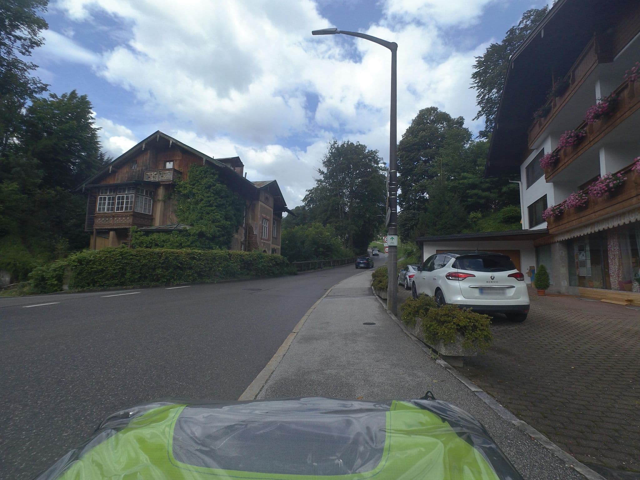 Street view near Alpenland Schneck, Berchtesgaden — © schermy_at (CC BY-SA · Mapillary)