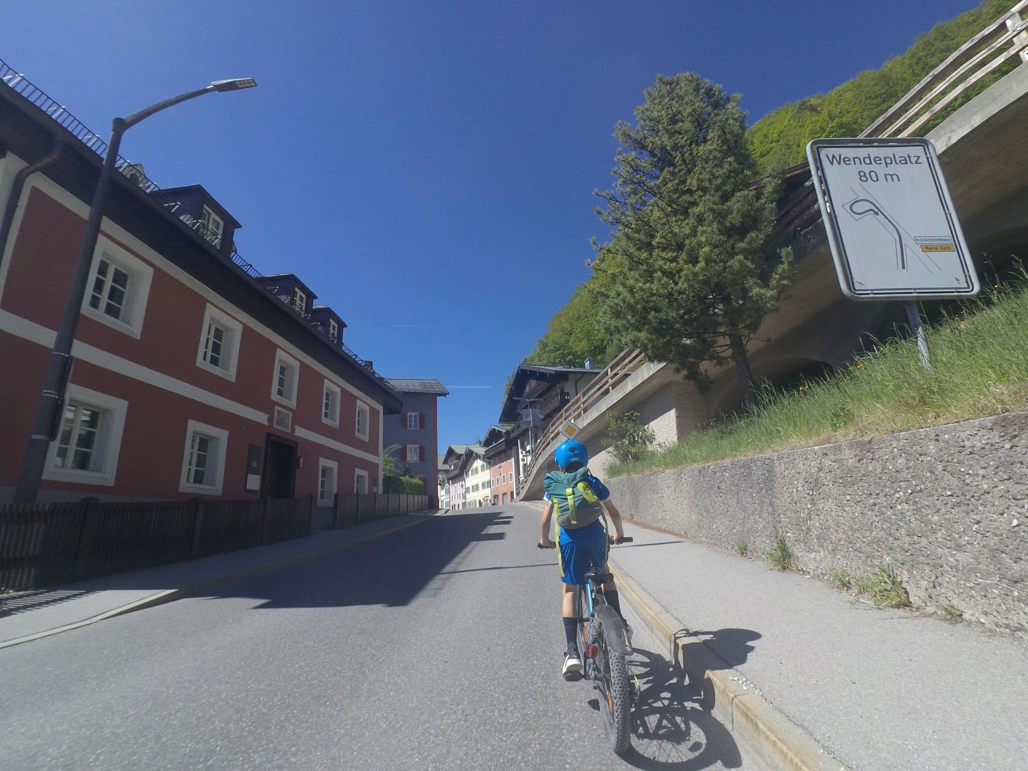 Street view near Biohotel Kurz, Berchtesgaden — © schermy_at (CC BY-SA · Mapillary)