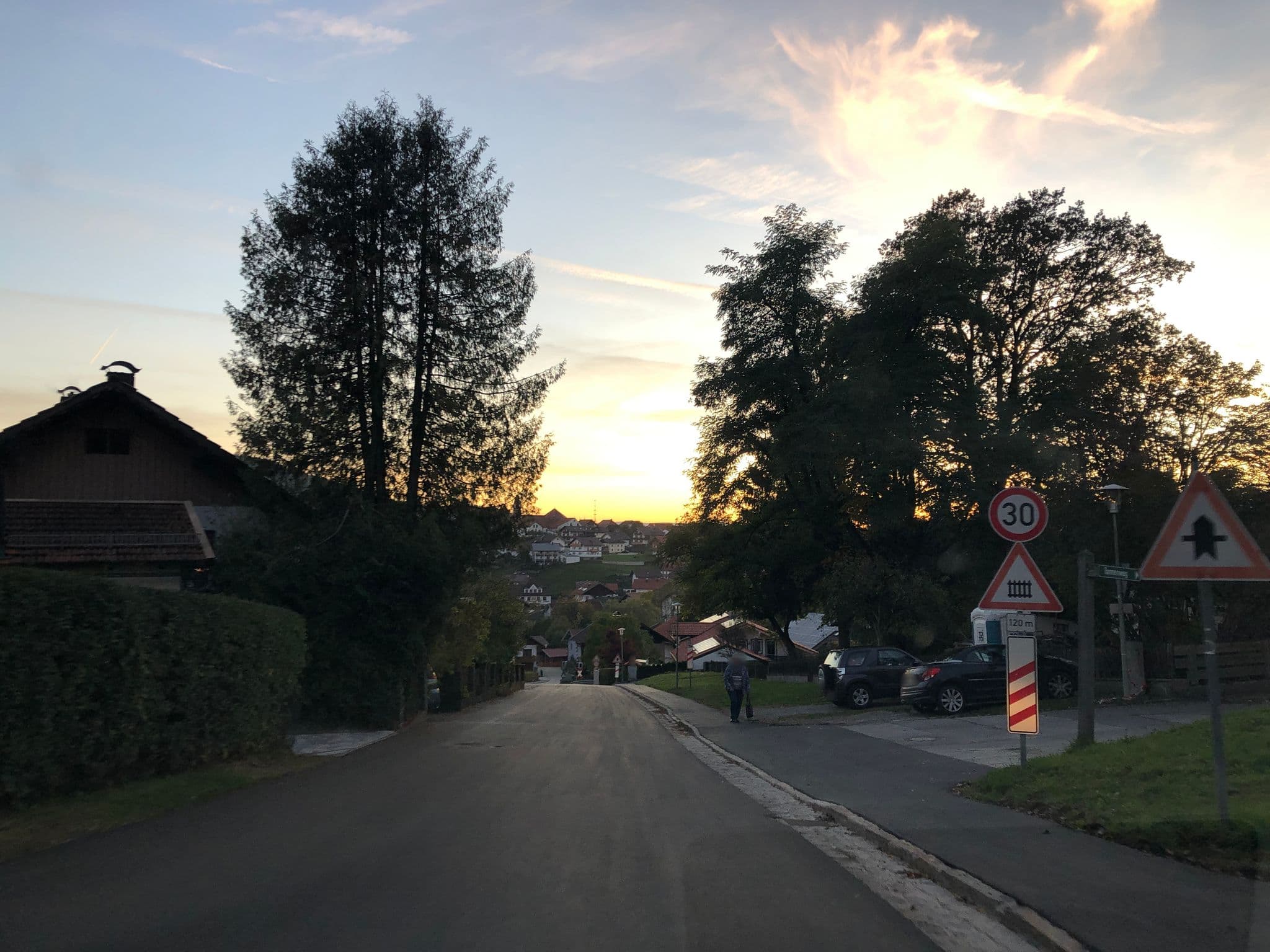 Street view near Bewerich Heinz Pension, Bodenmais — © chuck (CC BY-SA · Mapillary)